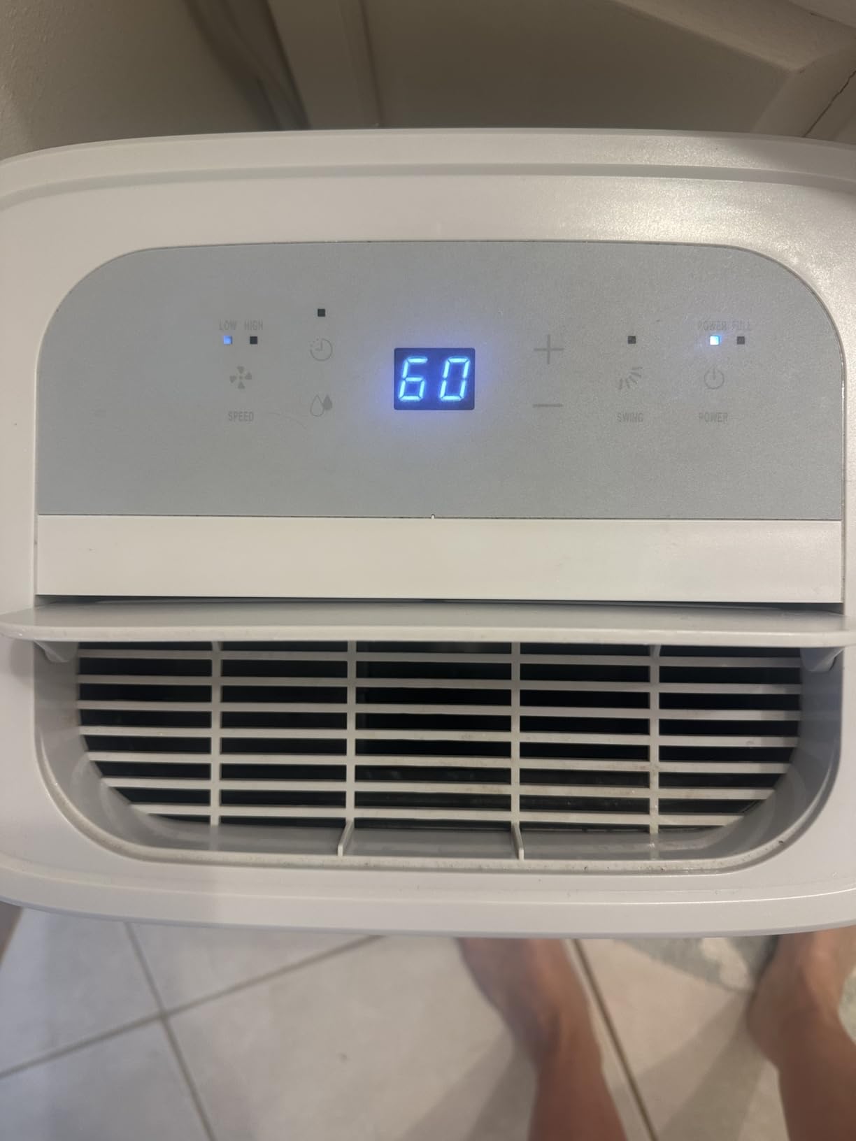 Waykar 120 Pints Energy Star Dehumidifier for Spaces up to 6,000 Sq. Ft at Home, in Basements and Large Rooms with Drain Hose and 1.14 Gallons Water Tank customer photo 1