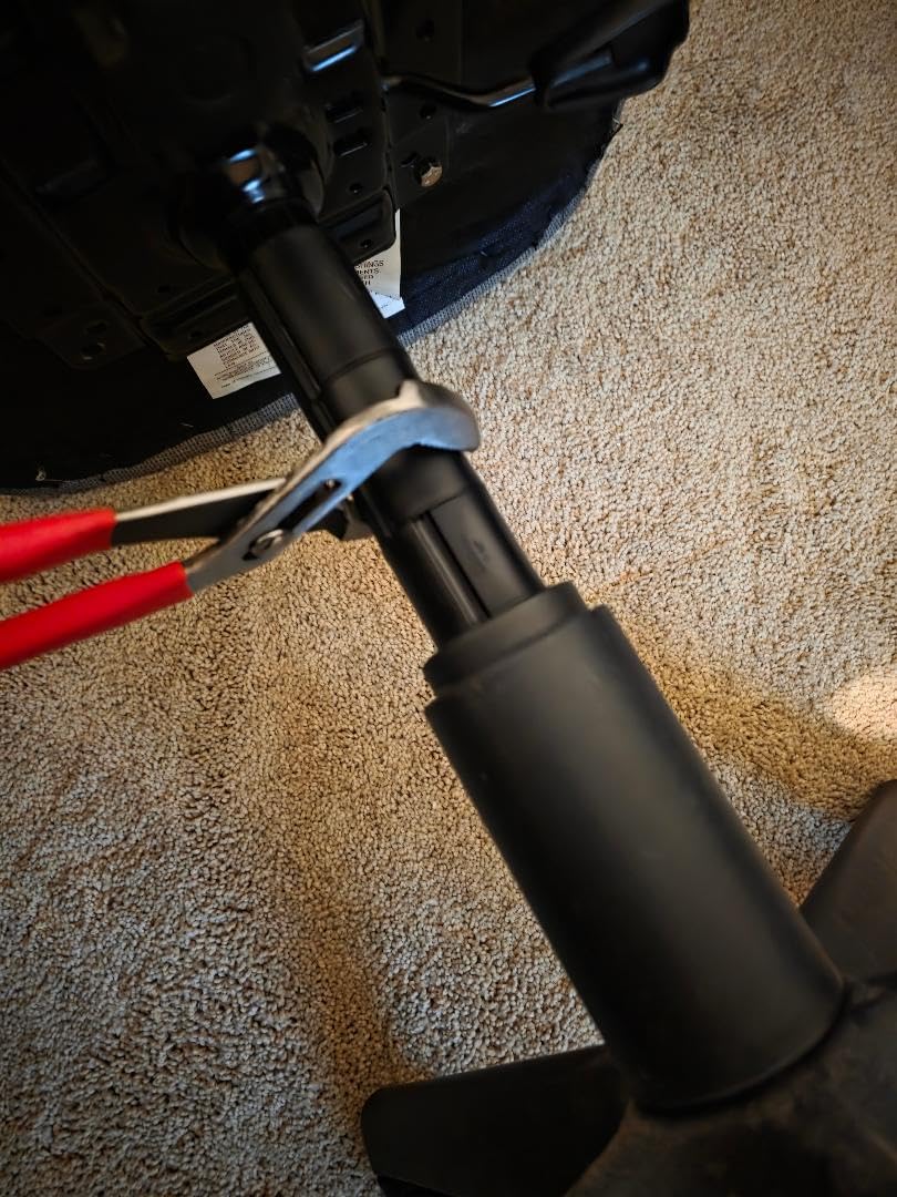 Salbree Office Chair Hero Fix Attaches Clamps to Large Cylinder Piston Stops Your Chairs from Sinking When Computer Hydraulic Lift Has No Gas Stop Replacement customer photo 2