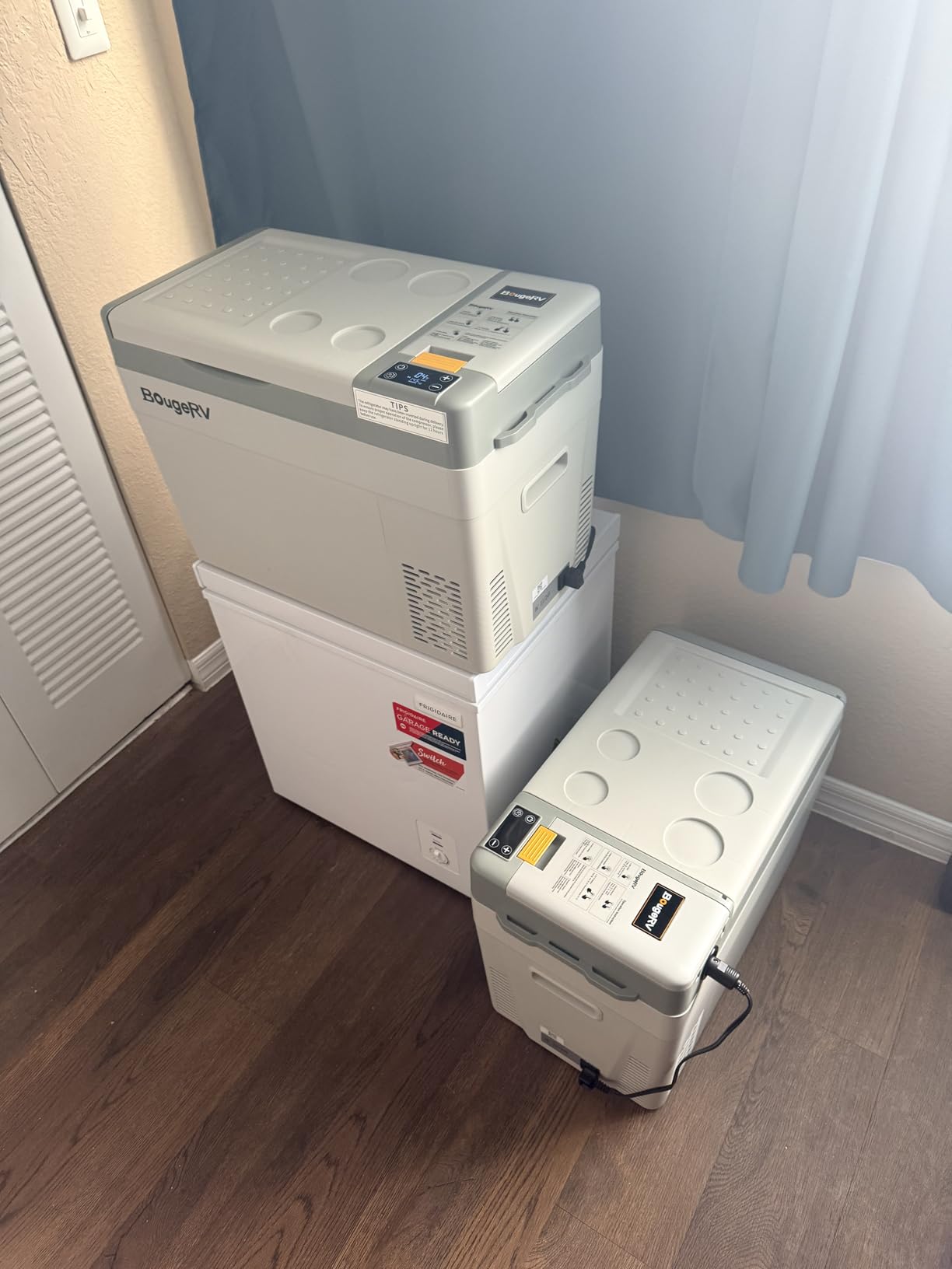 BougeRV 12 Volt Refrigerator, CRPRO 30 Quart 12V Car Fridge, Portable Freezer (-8℉~50℉), Compressor Electric Cooler with 12V/24 DC, 110-240 AC for Outdoor Camping Overlanding Truck RV SUV Van customer photo 1