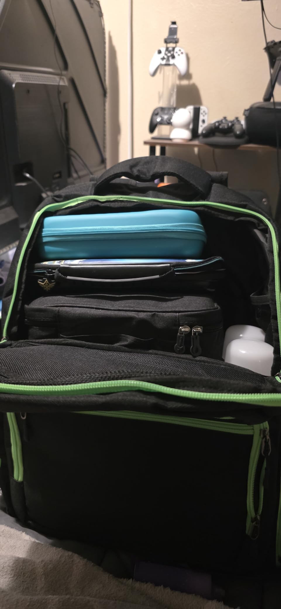 Trunab Travel Backpack Compatible with Xbox Series X Carrying Case Game Storage Bag with Inner Divider for Xbox X/S Console, Multiple Pockets for 15.6'' Laptop and Other Gaming Accessories, Black customer photo 2