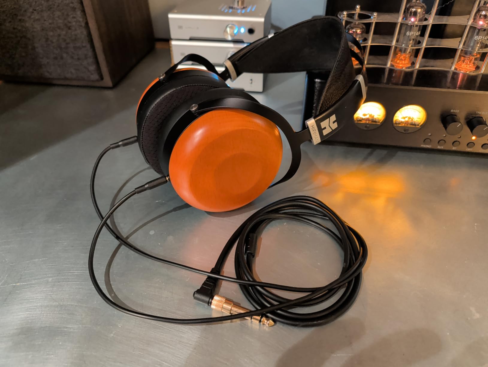 HIFIMAN SUNDARA Closed-Back Over-Ear Planar Magnetic Wired Hi-Fi Headphones customer photo 2