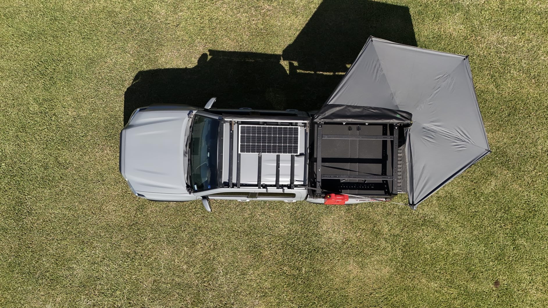 Overland Vehicle Systems HD Nomadic 270 LTE Drivers Side Awning | Dark Gray | Includes Black Travel Cover | 19679907 customer photo 2