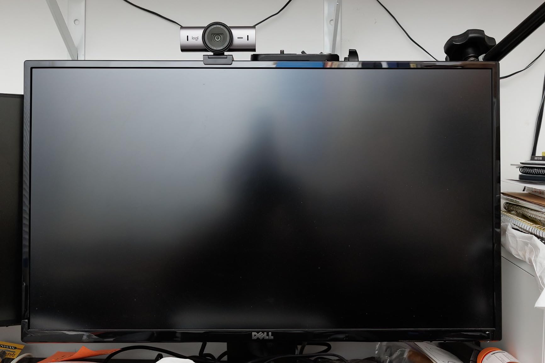 Logitech MX Brio Ultra HD 4K Collaboration, Streaming Webcam, 1080p at 60 FPS, Show Mode customer photo 1