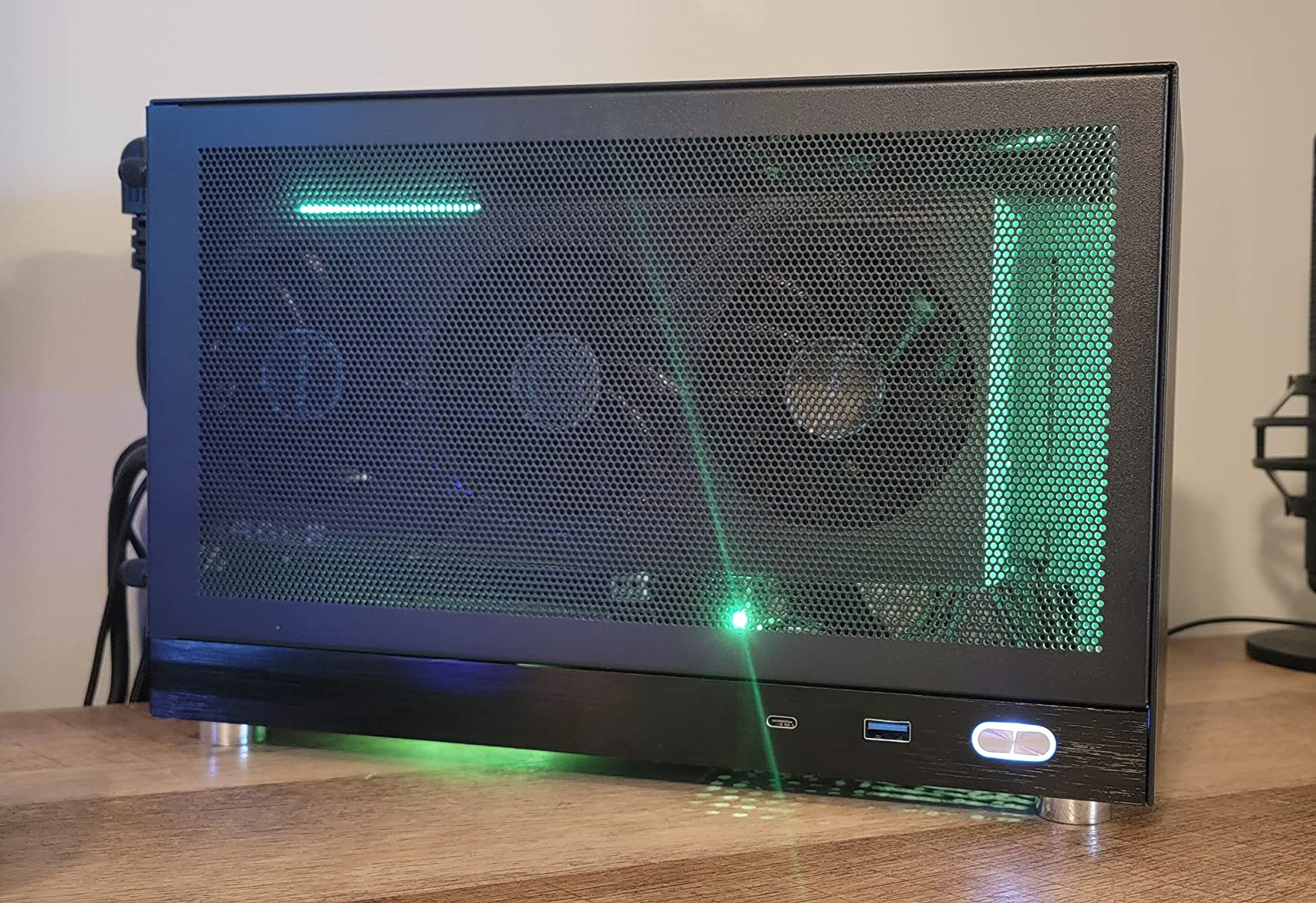S300 - Gaming Case - Front I/O USB 3.0 Type - C Port - SFX Power Supply 100-130mm -Cable Management System - luminum Mini-ITX Motherboard Small Portable for PC (PCIe 3.0 16X Riser Cable) customer photo 1