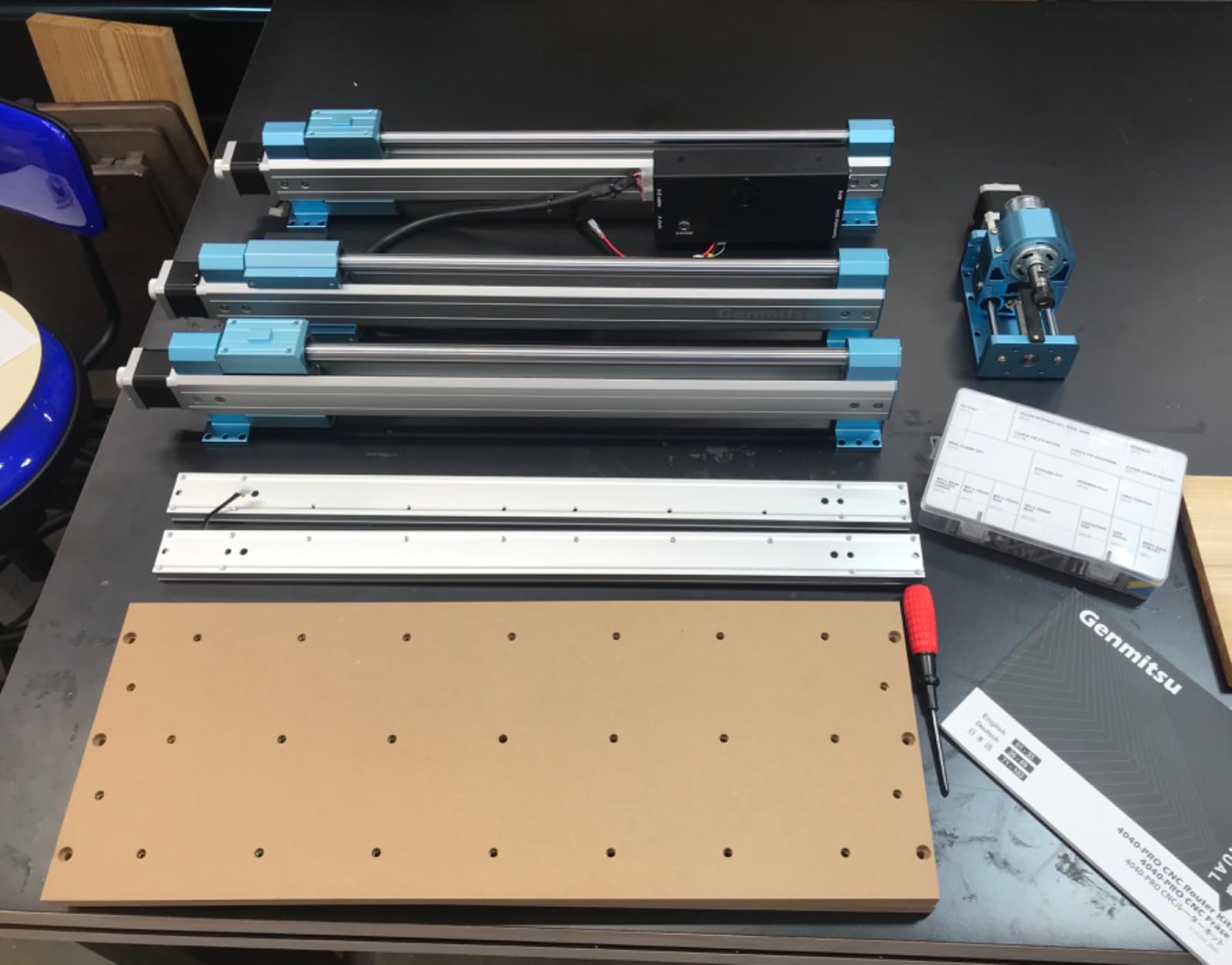 Genmitsu CNC Router Machine 4040-PRO for Metal Acrylic Cutting Milling, GRBL Control, Lead Screw Driven, Working Area 15.7 x 15.7 x 3.1 inches customer photo 2