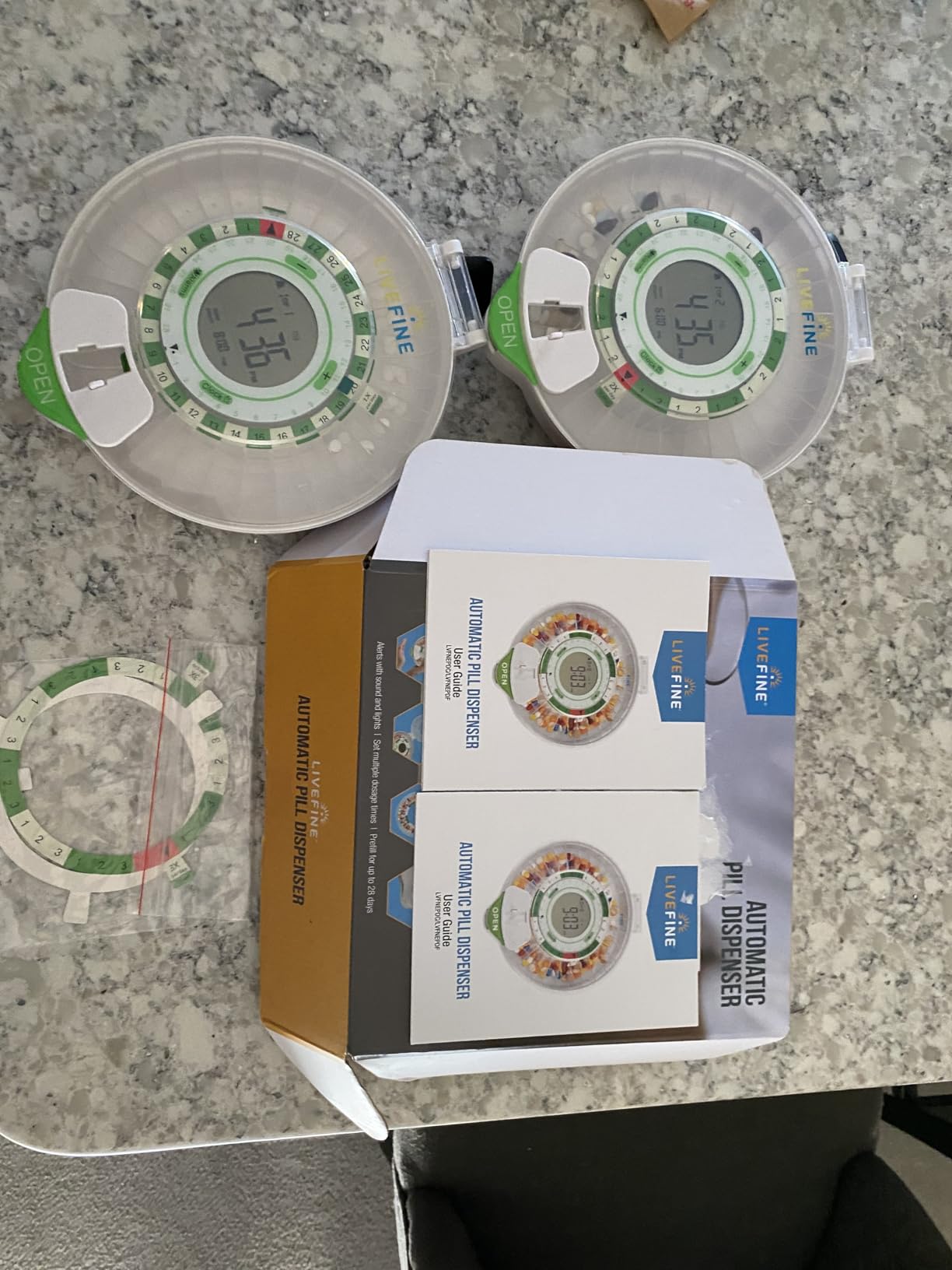 Live Fine 28-Day Automatic Pill Dispenser Clear Lid with Upgraded LCD Display and Key Lock, Sound & Light for Prescriptions customer photo 1