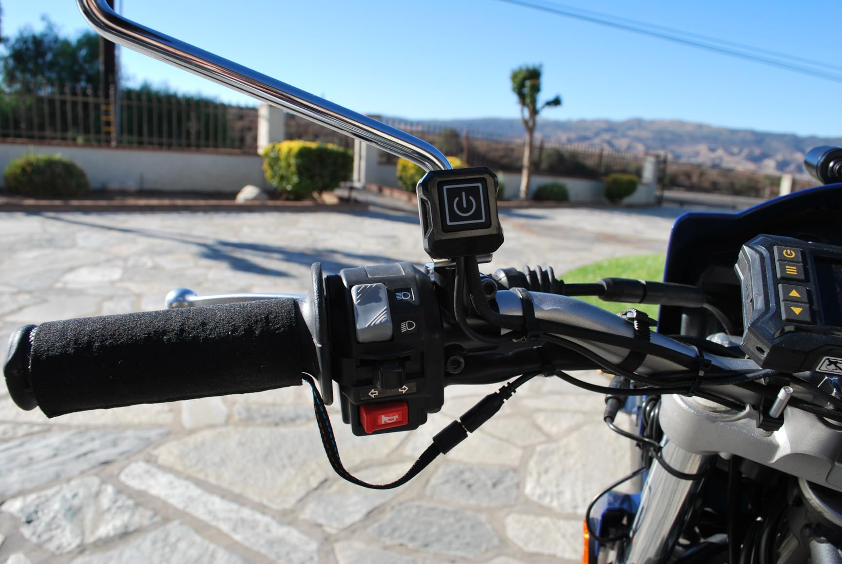 12V Motorcycle Heated Grips Cover, Universal Handlebar Grip, 3 Temperature Settings customer photo 1