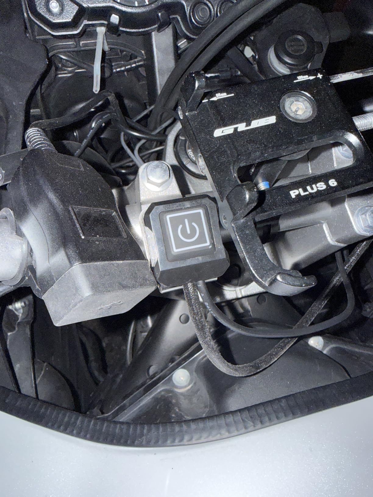 12V Motorcycle Heated Grips Cover, Universal Handlebar Grip, 3 Temperature Settings customer photo 2