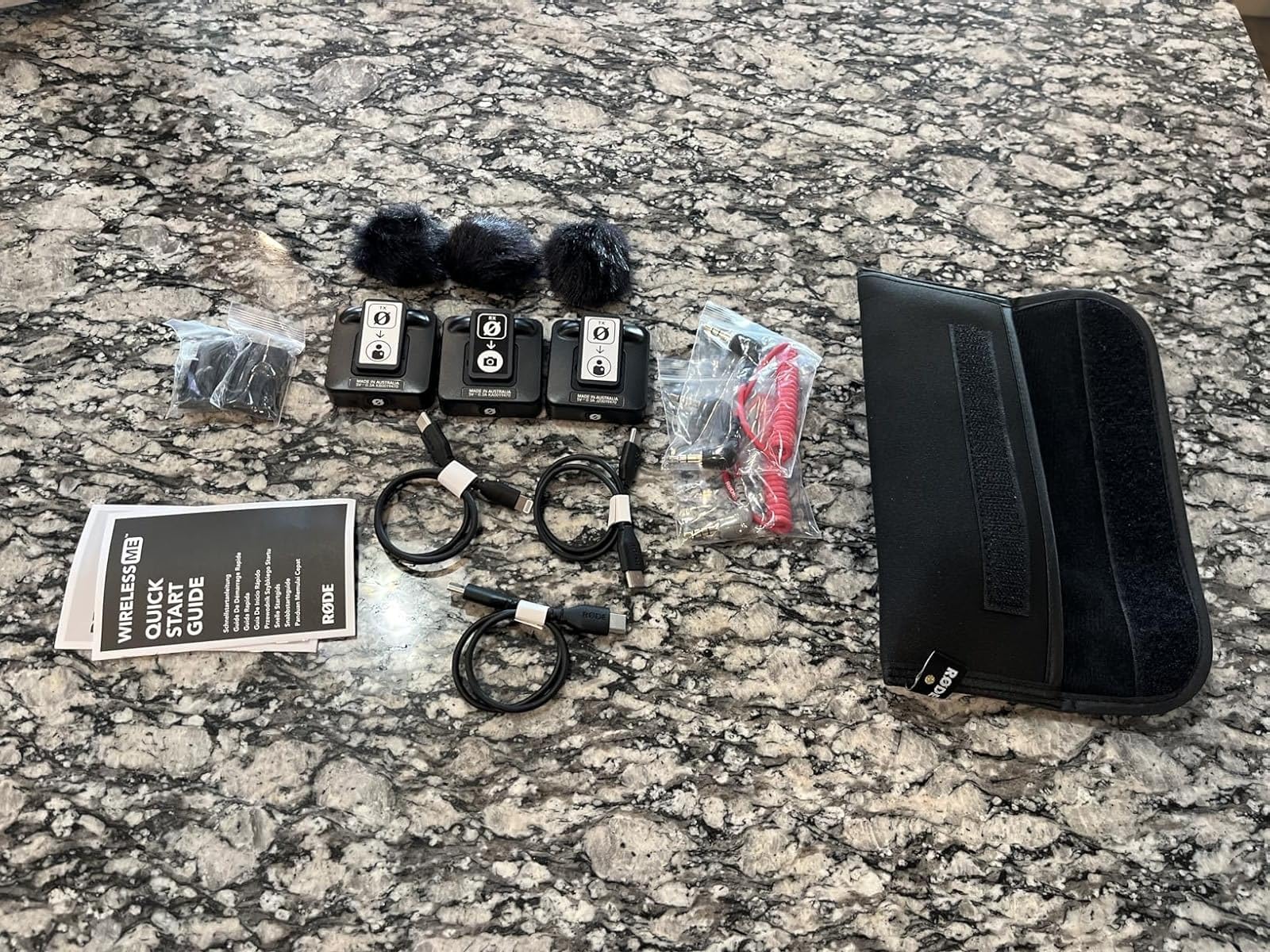 RØDE Wireless ME Ultra-compact Wireless Microphone System with Built-in Microphones, GainAssist Technology and 100m Range for Filmmaking, Interviews and Content Creation, Wireless ME customer photo 2