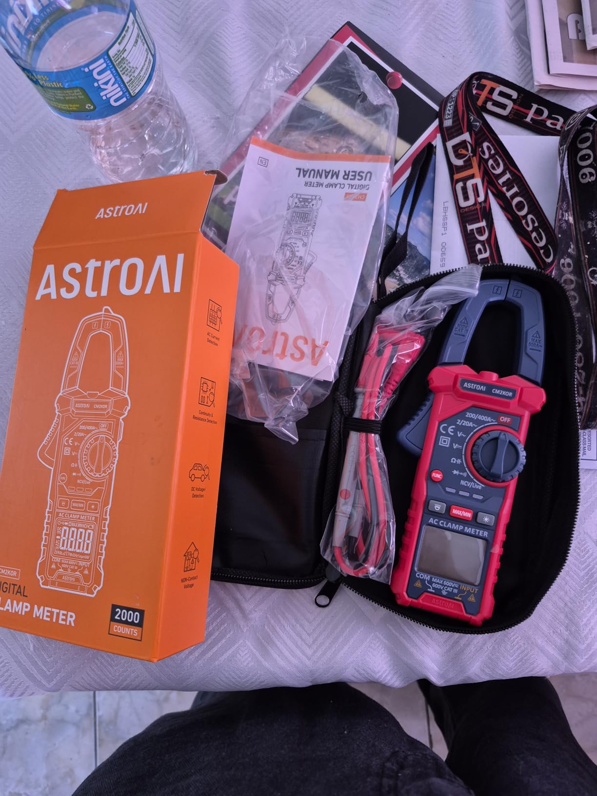 AstroAI Inrush Digital Clamp Meter Multimeter 1000A TRMS 6000 Counts, Amp Voltage Tester with VFD, LOZ Mode; Measures AC/DC Current Voltage Temperature Resistance Capacitance Frequency Continuity NCV customer photo 2
