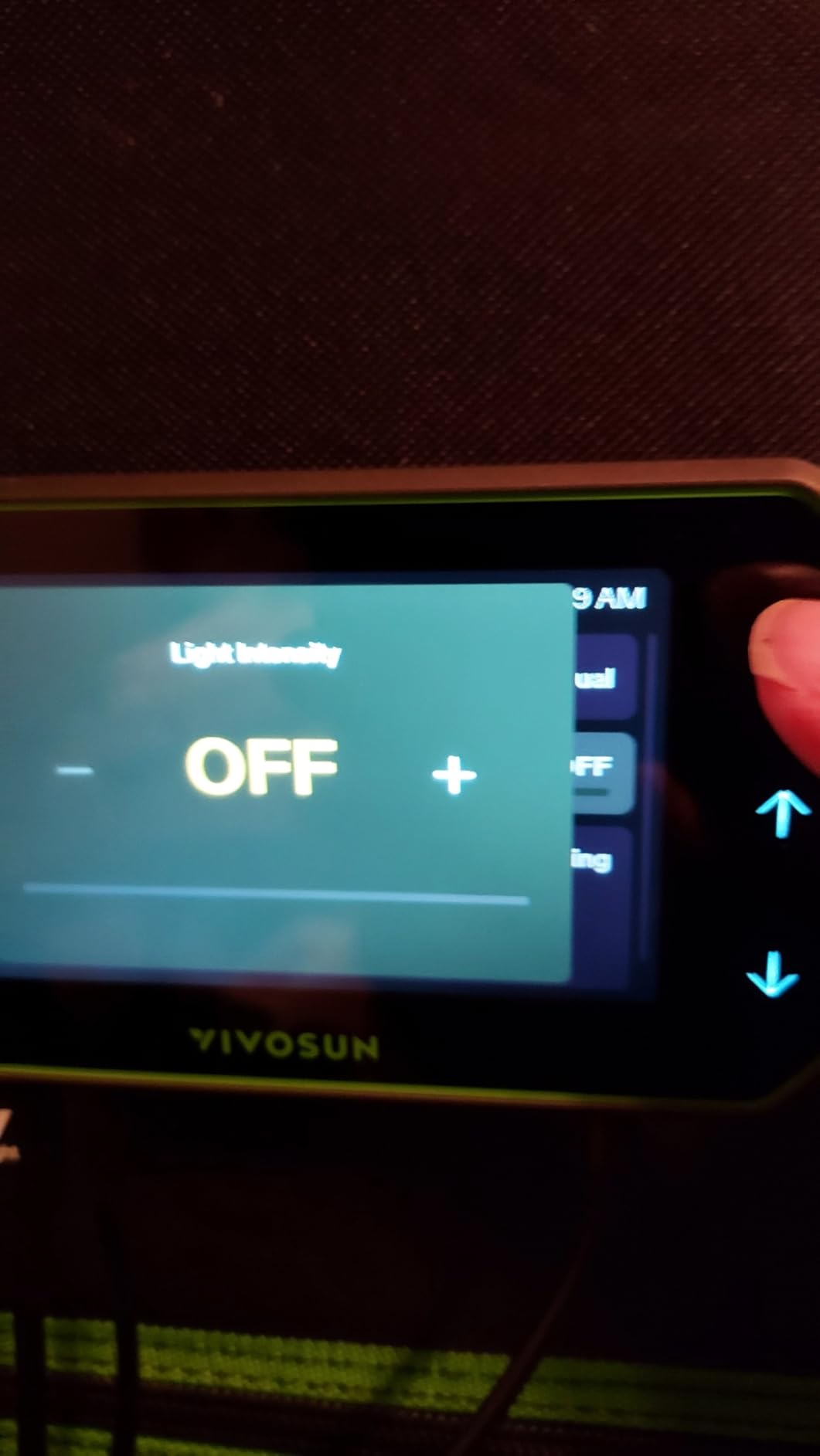 VIVOSUN GrowHub Controller E42A+ for Grow Tent, Smart Environmental WiFi-Controller with Temperature, Humidity, VPD, Timer, Cycle, Schedule Controls, Cooling Ventilation Lighting Programming customer photo 1