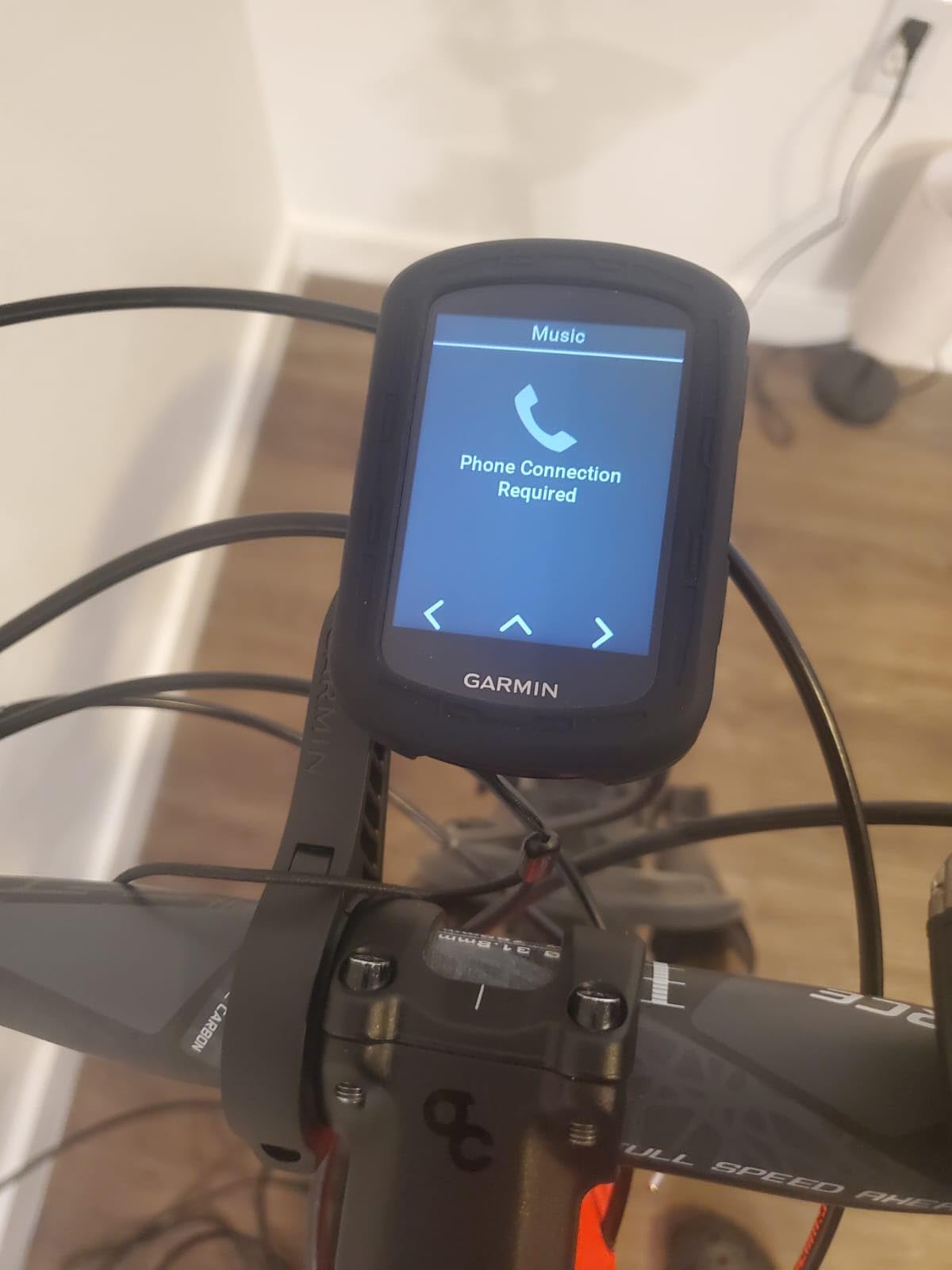 Garmin Edge 840 Solar, Solar-Charging GPS Cycling Computer with Touchscreen and Buttons, Targeted Adaptive Coaching, Advanced Navigation and More customer photo 2
