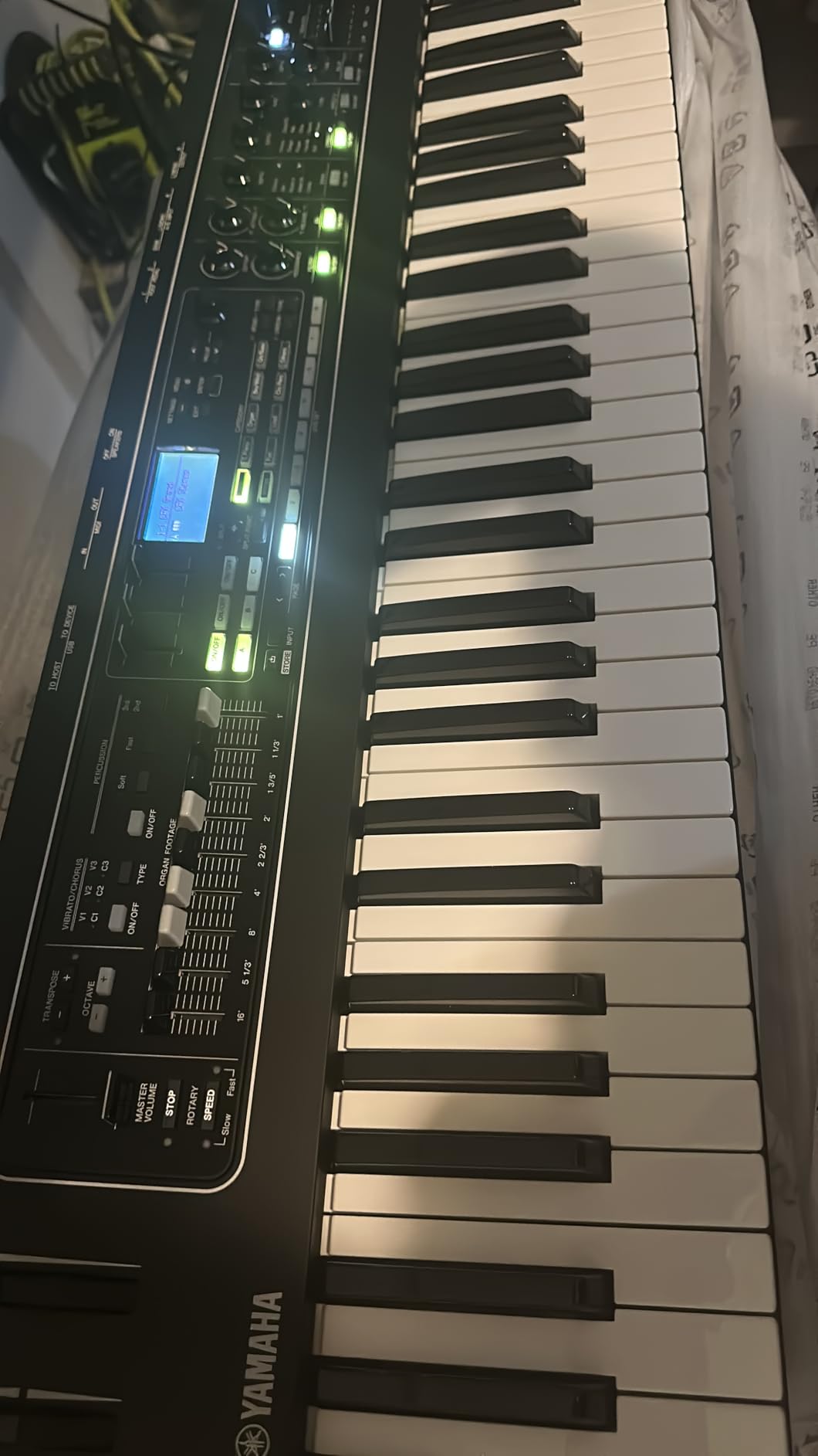 Yamaha CK Series 61-Key Stage Keyboard with Built-In Speakers, Black (CK61) customer photo 1