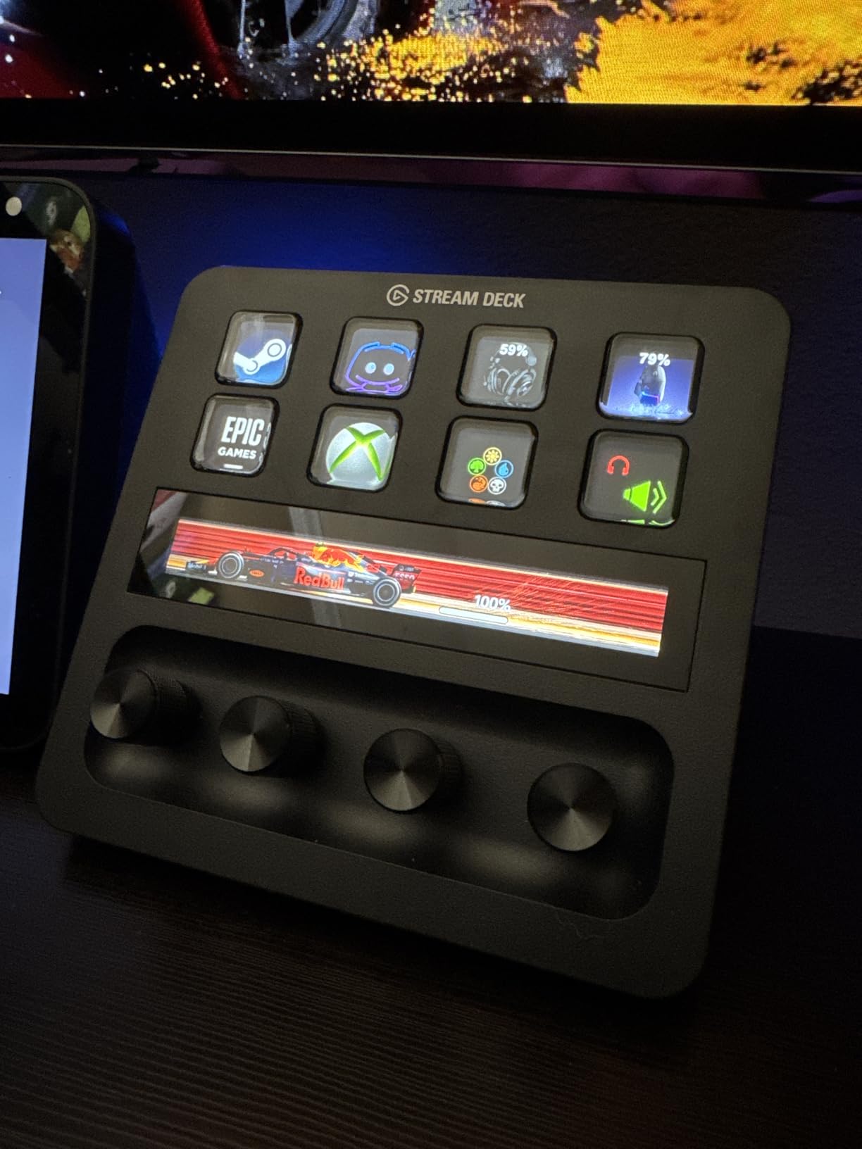 Elgato Stream Deck + White - Studio Controller with LCD Keys, Dials, and Touch Strip for Post Production in Adobe Premiere Pro, Photoshop, DaVinci Resolve, Final Cut Pro - Workflow Automation customer photo 2