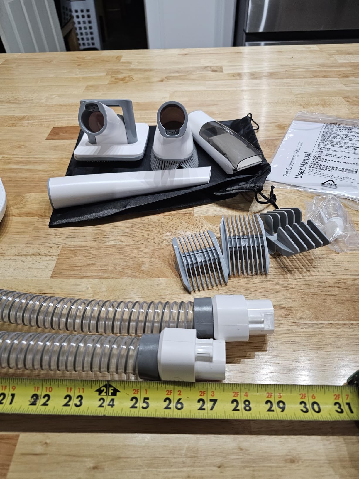 AIRROBO Dog Grooming Vacuum Kit, 12000Pa Strong Pet Vacuum for Shedding, Grooming Hair, Quiet, PG100, 2L Large Capacity customer photo 1