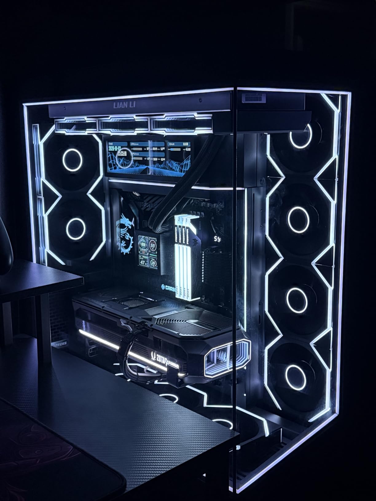 Phanteks NV7 Full Tower E-ATX, ATX PC Case, High Airflow, Front and Side Tempered Glass Panels, Integrated ARGB lighting, up to 3x 360mm Radiators, Cable management, Black customer photo 1