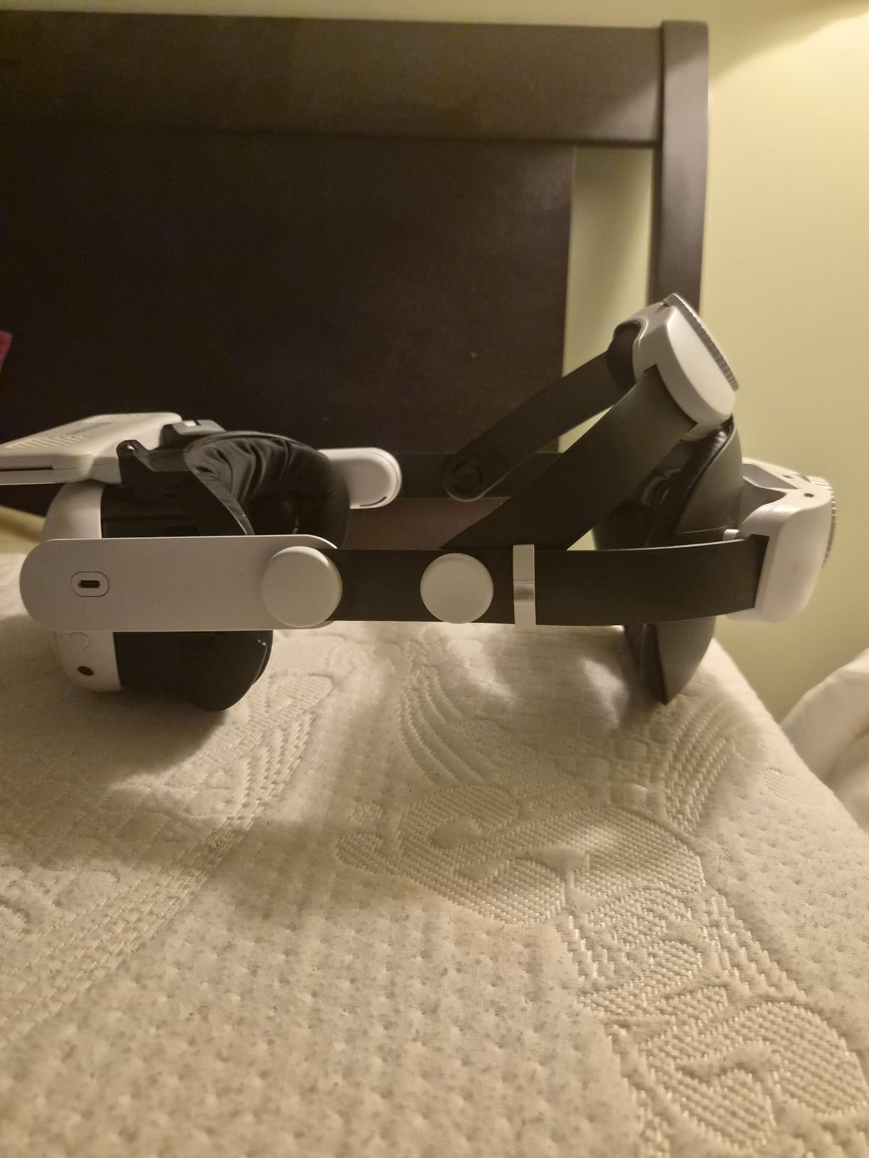 Kawaye for Meta Quest 3S/Quest 2/Quest 3 Head Strap, Double Knobs Adjustable Elite Strap Replacement,VR Headset Strap with Two Large Support Pad Enhanced Support, Reduce Pressure for P4 VR Headset customer photo 1