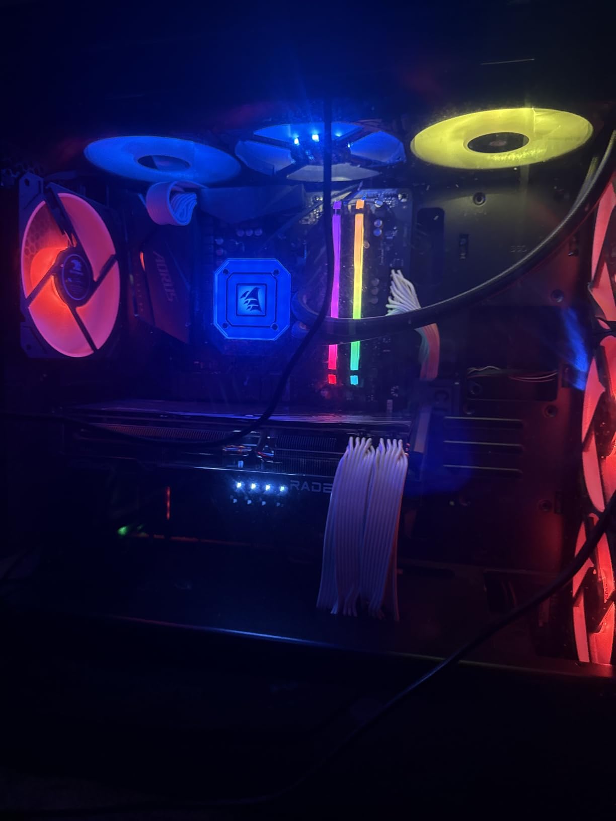 Thermaltake Toughpower GF A3 850W, True 450W 12V-2x6 Connectors on PSU & NVIDIA RTX 50 Series, ATX 3.1/PCI-E 5.1, 80+ Gold, SLI/Crossfire Ready Power Supply, PS-TPD-0850FNFAGU-L, 10 Year Warranty customer photo 2