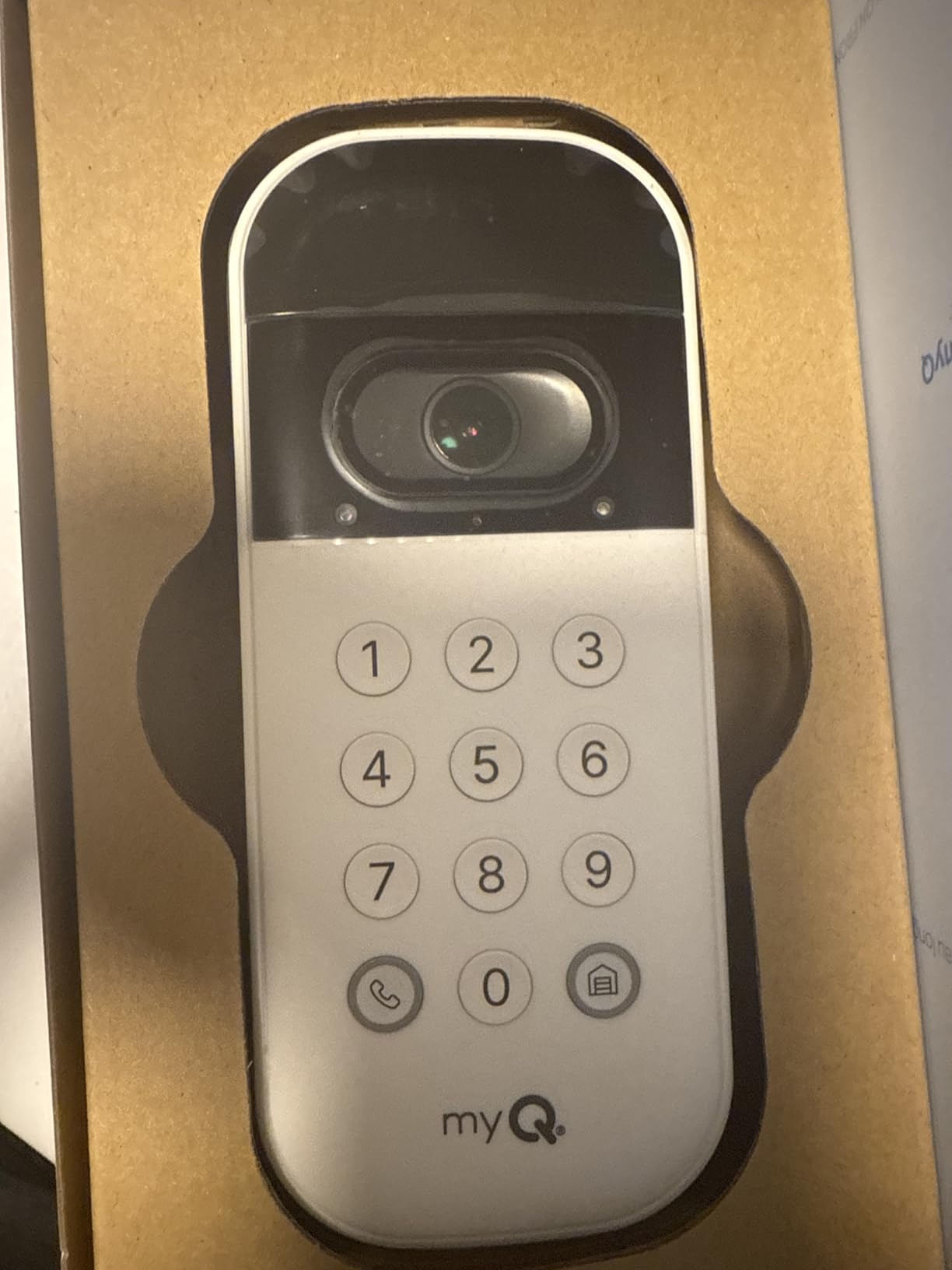 myQ Smart Garage Door Video Keypad with Wide-Angle Camera,Customizable PIN Codes,and Smartphone Control-Take Charge of Your Garage Access Works with Chamberlain, LiftMaster and Craftsman openers,White customer photo 1