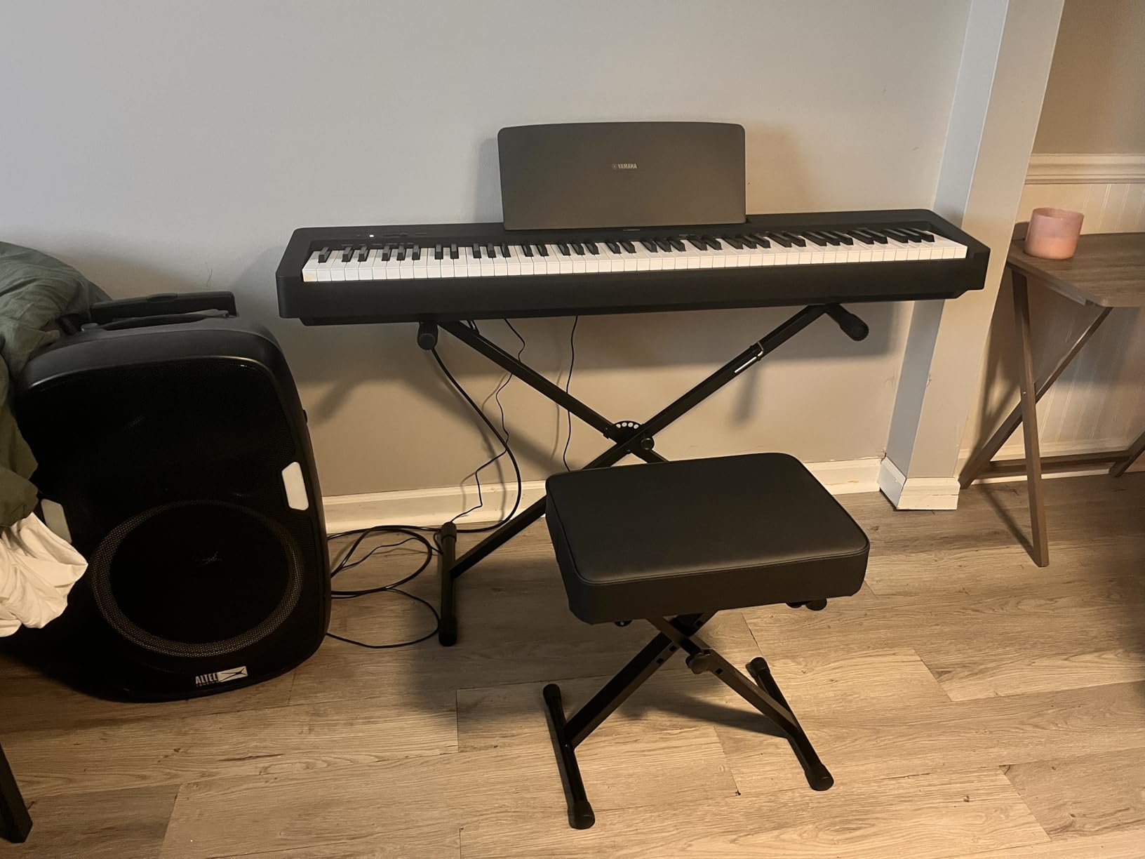 Yamaha P225 88-Key Digital Piano with Weighted Keys, Portable Design, Keyboard, Music Rest, Sustain Foot Switch, and Built-In Speakers, Black (P225B) customer photo 1