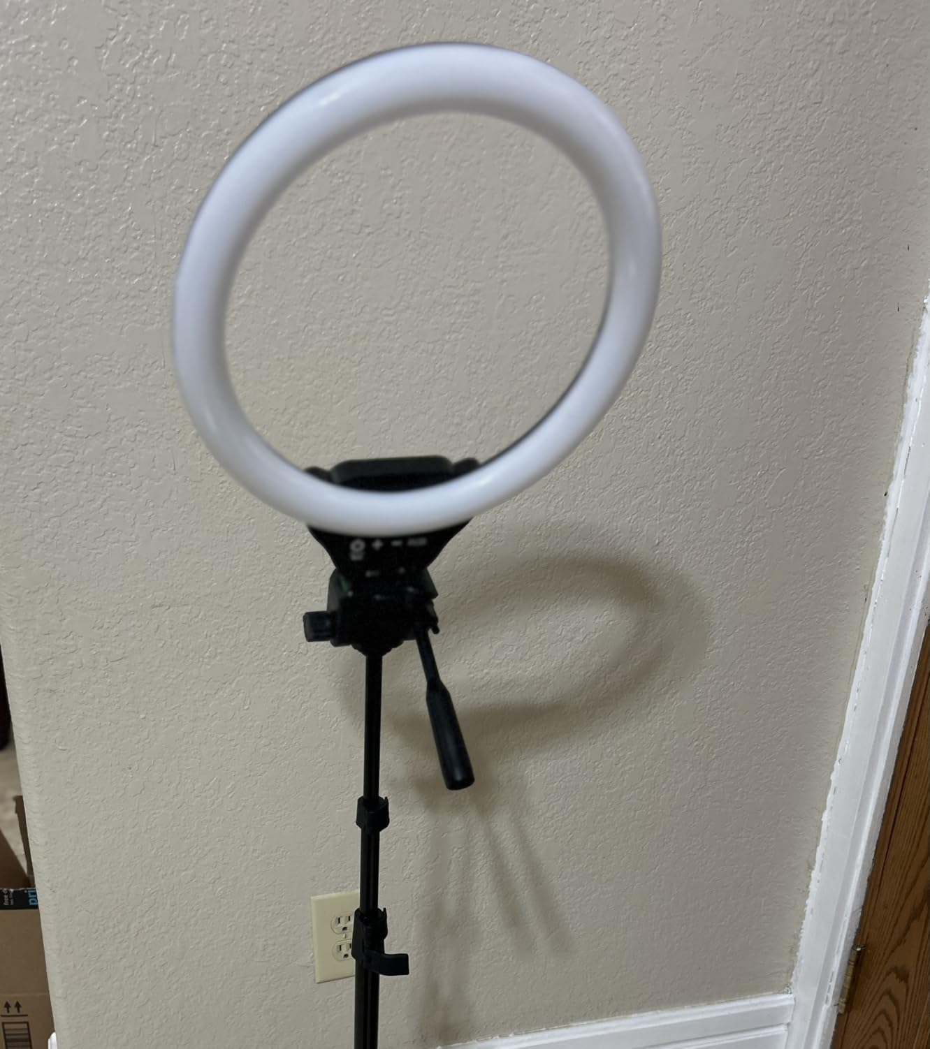 UBeesize 12'' LED RGB Ring Light with 62'' Tripod Stand, Selfie Ring Light for Video Recording, Live Streaming, TikTok & YouTube, Compatible with iPhone & Android customer photo 2