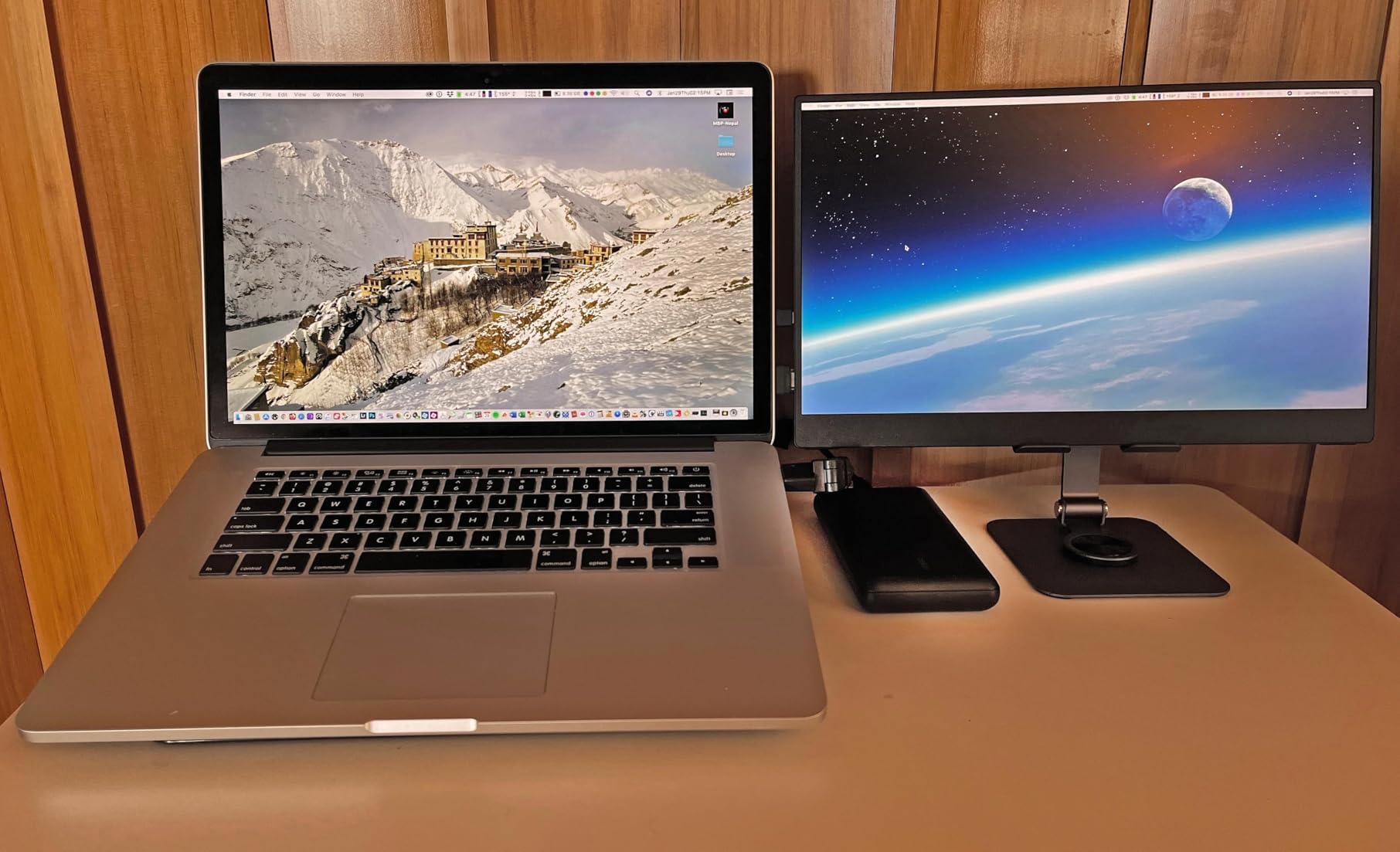 VisionOwl Portable Monitor for Laptop IPS USB-C HDMI Travel Second Monitor 18.5 Inch Built-in Kickstand Speakers VESA customer photo 1