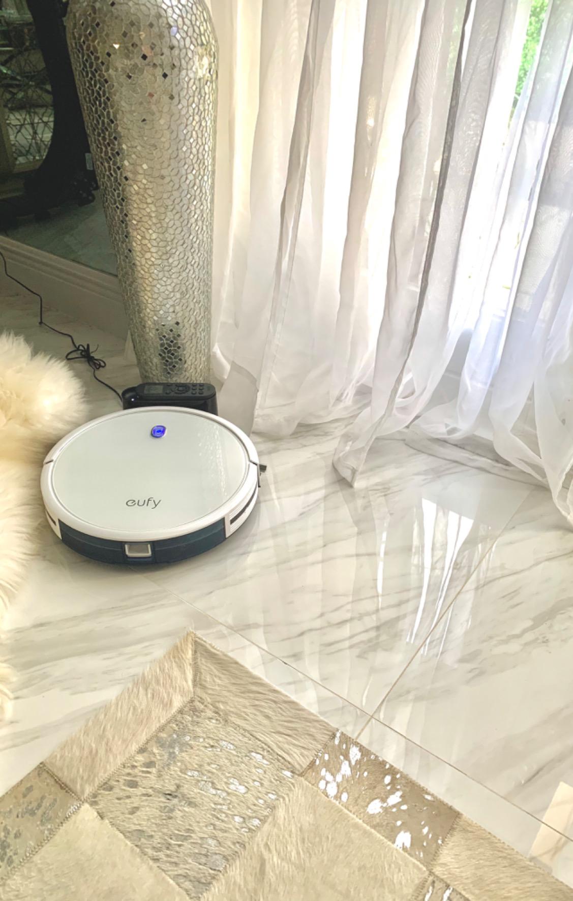 eufy L60 Robot Vacuum with Self Empty Station, Hair Detangling Technology, Up to 60 Days Hands Free Cleaning, 5,000 Pa Suction, Remove Hair, Dust customer photo 2