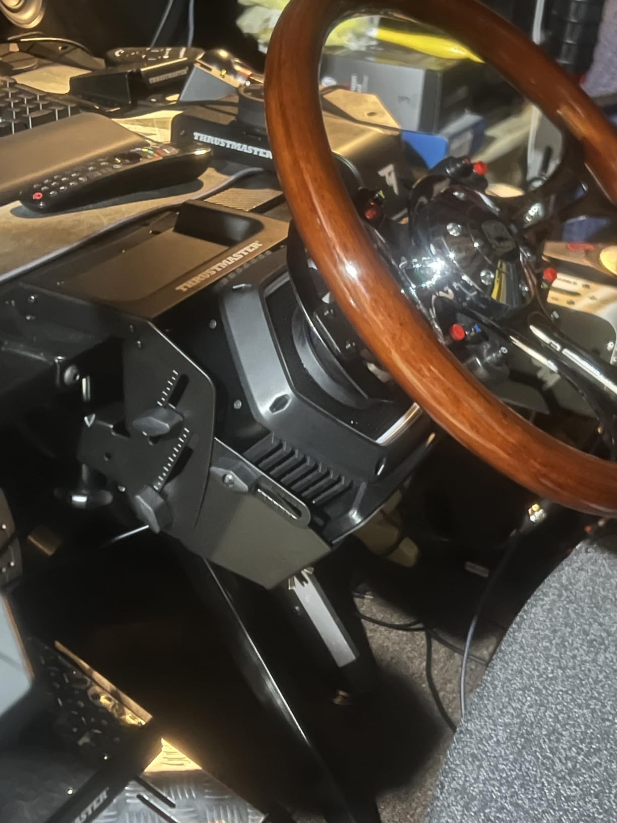 Thrustmaster SimTask Steering Kit, Adjustable Clamp and Spinner Knob, for Truck and Farm Simulation Gaming (Compatible with PS, XBOX, PC) customer photo 2