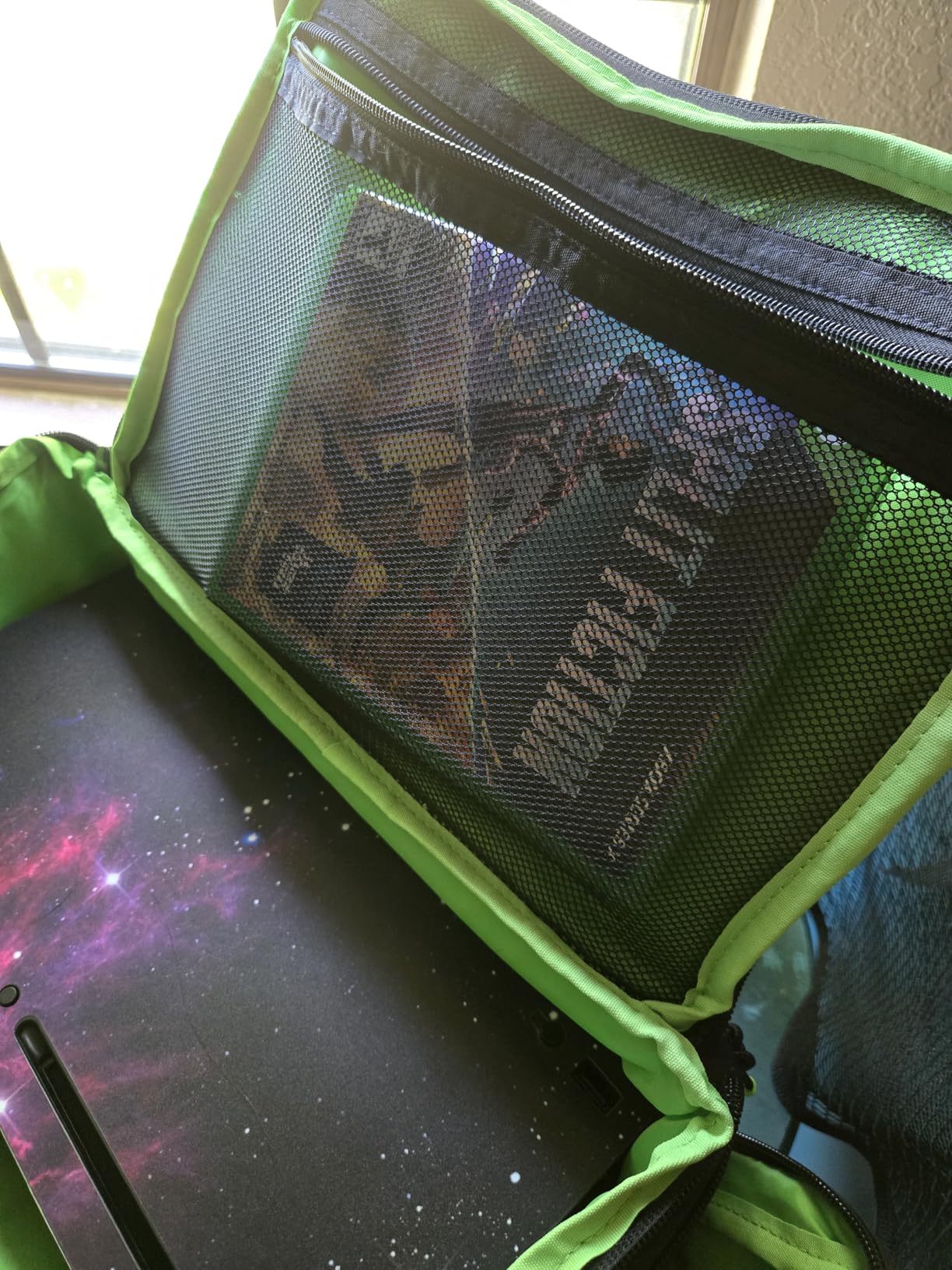 PGmoon Game Console Carrying Case Compatible with Xbox Series X, Portable Carry Bag with Enough Storage Rooms for Controllers, Discs, Cables, and More. (Patent Design) customer photo 2