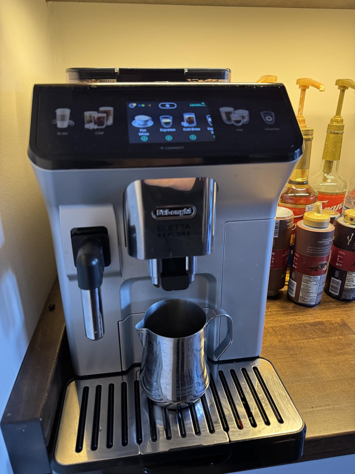 De'Longhi Eletta Explore Espresso Machine with Cold Brew, Hot & Cold Milk Frother - 50+ Recipes, Built in Grinder, Bean Adapt Technology for Ideal Extraction customer photo 1