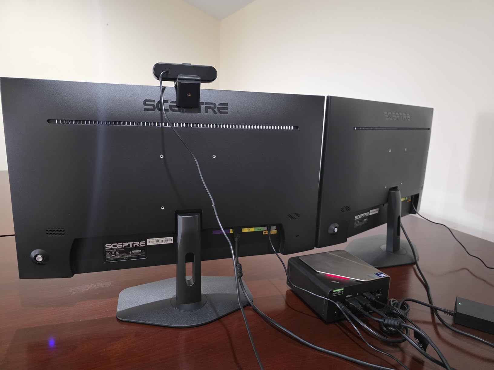 Sceptre 27-inch Prime Gaming Monitor 100Hz 1ms DisplayPort HDMI x2 100% sRGB AMD FreeSync Build-in Speakers, Eye Care Frameless Machine Black 2025 (E275W-FW100T Series) customer photo 1