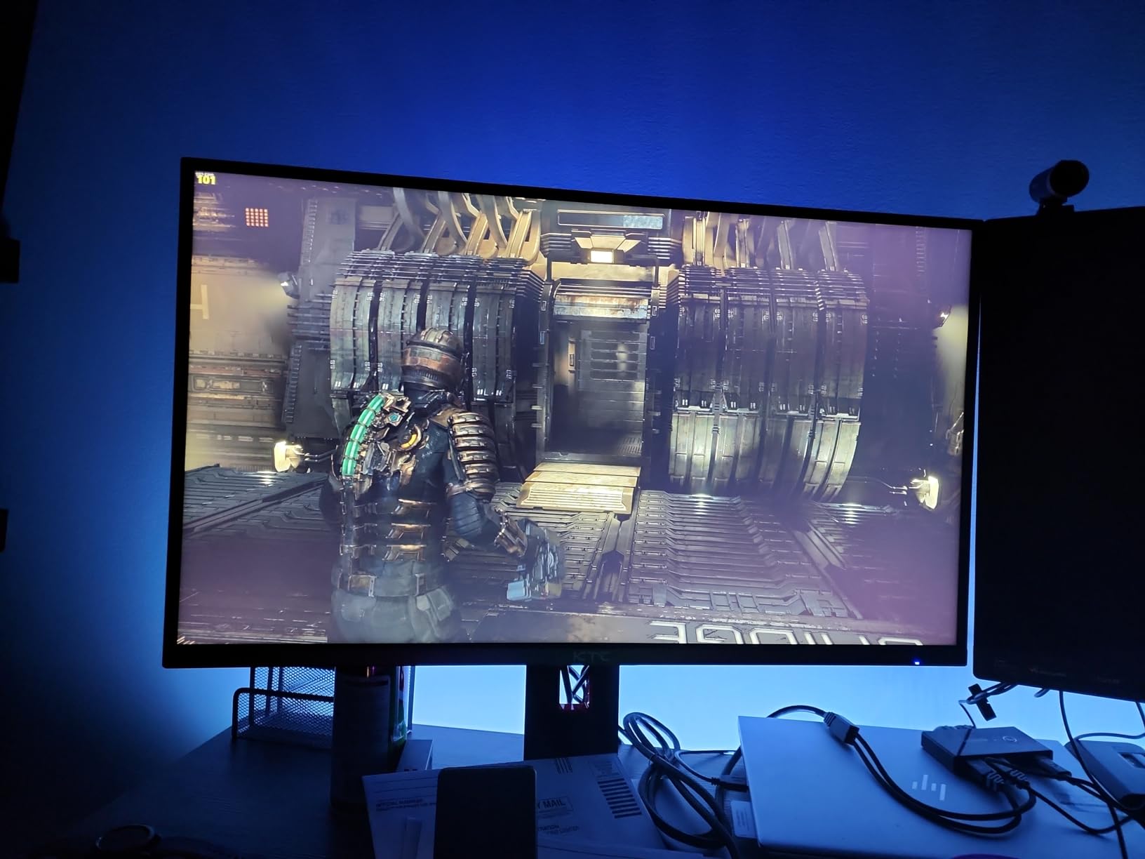 KTC Mini LED Monitor 27 Inch, HDR1000 1440P 165Hz 144Hz Gaming Monitor,Built-in Speakers, Type-C 90W, HDMI/DP/USB,Swivel/Height/Pivot/Tilt Adjustable, VESA, 2K PC Monitor for Gamer & Designer customer photo 2