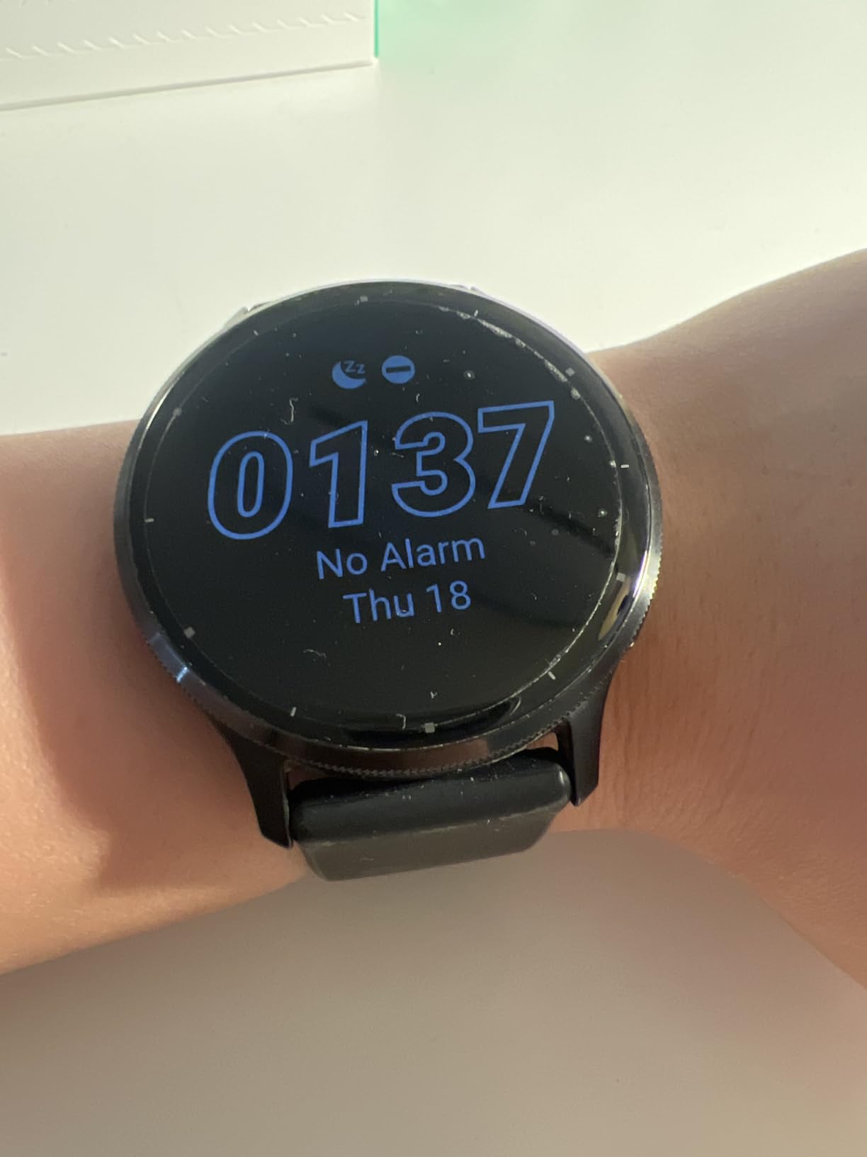 Garmin Venu 3S Running GPS Smartwatch with AMOLED Display, Advanced Health, Fitness Features, Up to 14 Day Battery Life | Slate with Pebble Gray Silicone Band customer photo 2