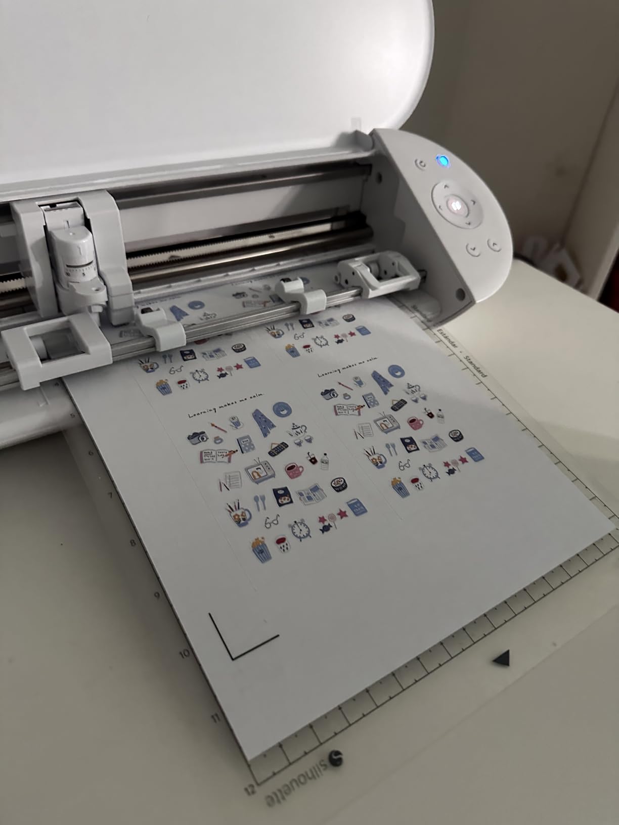 Silhouette Portrait 4-9 inch Vinyl Cutting Machine with Studio Software customer photo 1
