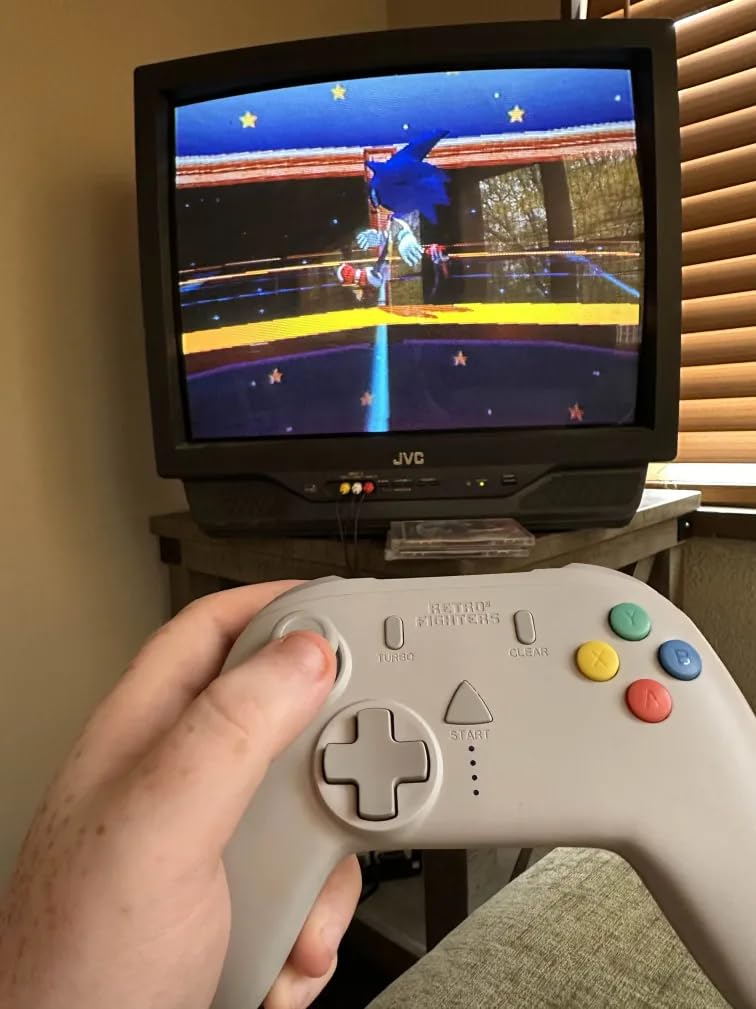 StrikerDC Dreamcast Wireless Controller - White customer photo 1