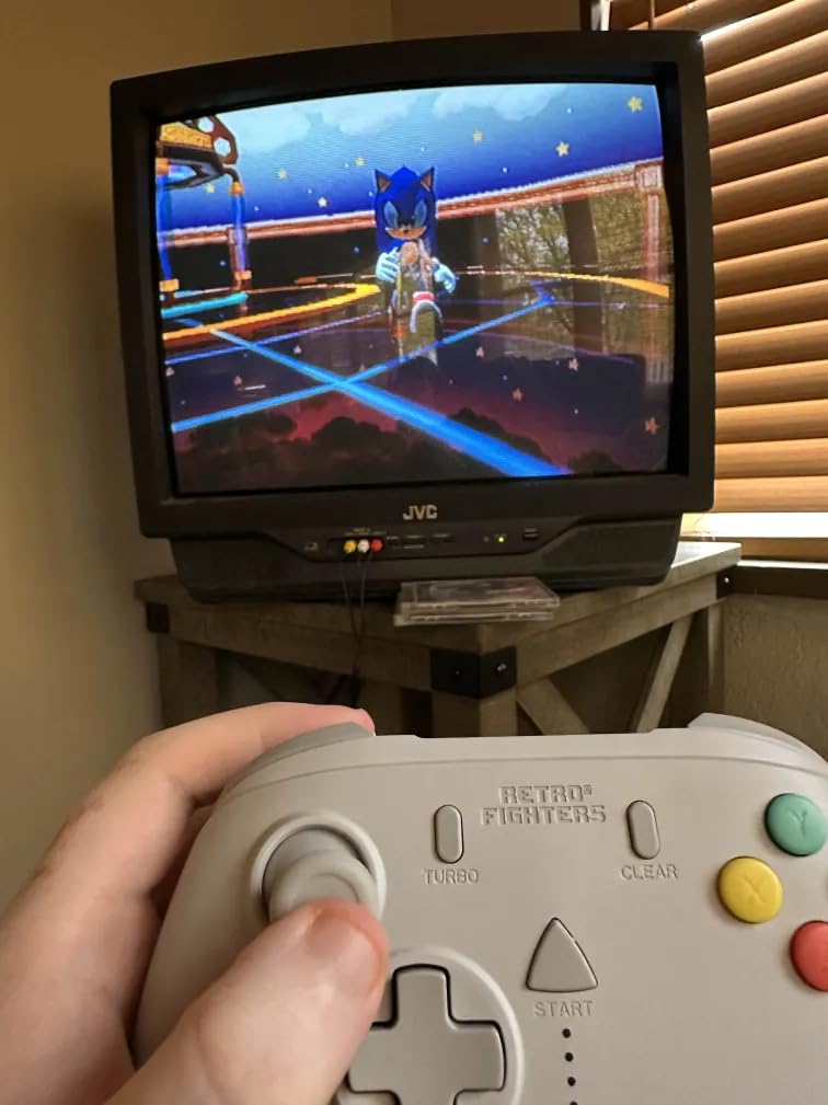 StrikerDC Dreamcast Wireless Controller - White customer photo 2