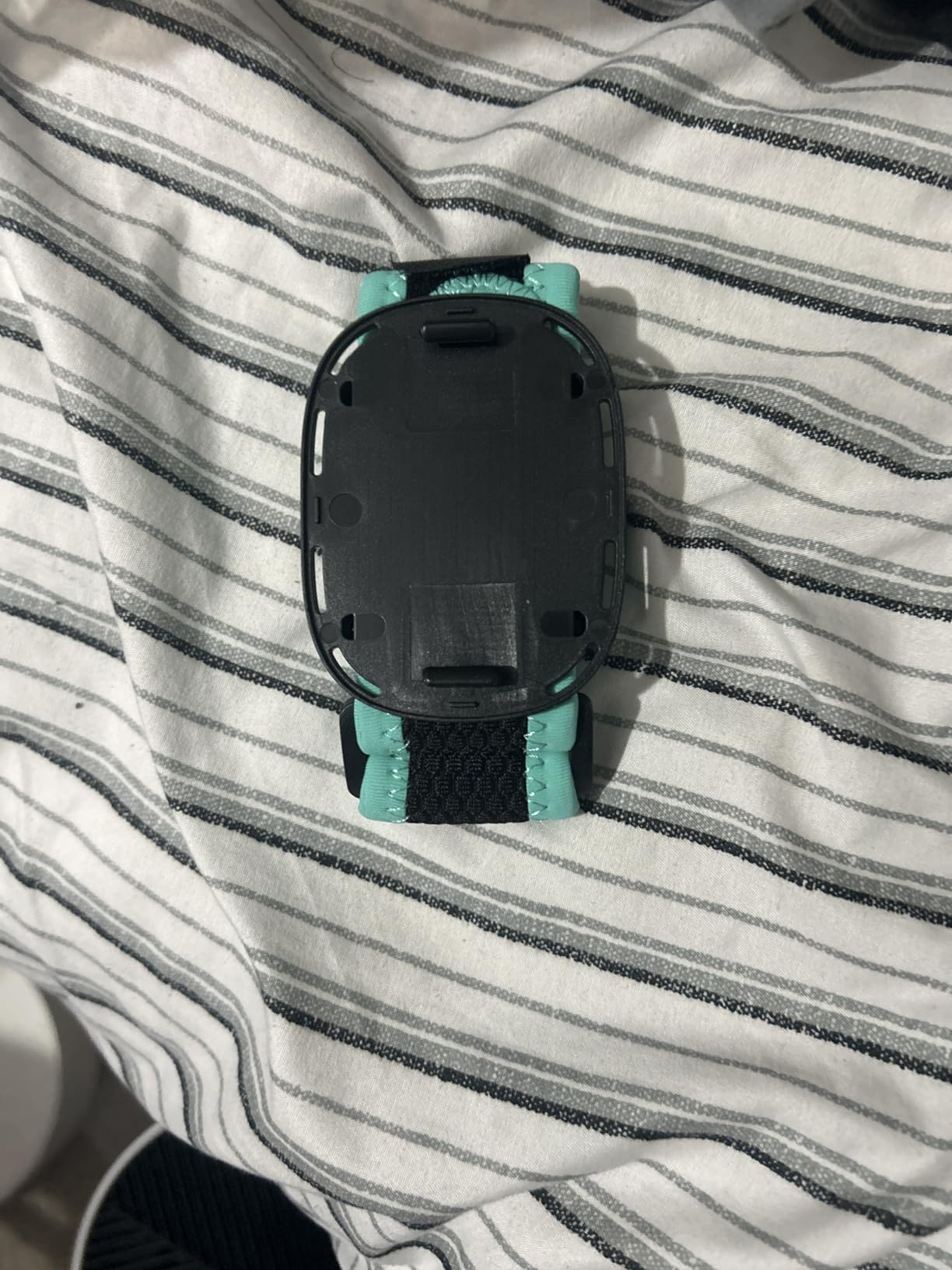 Skywin Vive Tracker Straps for HTC Vive, 3.0, 2.0, and Ultimate Trackers (1 Waist Belt, 2 Hand, 2 Feet and 2 Legs Straps), Secure and Comfortable Full Body Tracking (Trackers Not Included) customer photo 2