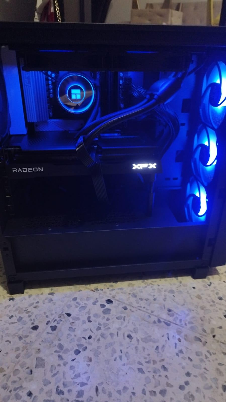Thermaltake GF1 Fully Modular ATX 850W Power Supply - 80 Plus Gold - Ultra Quiet - Zero RPM Mode customer photo 2