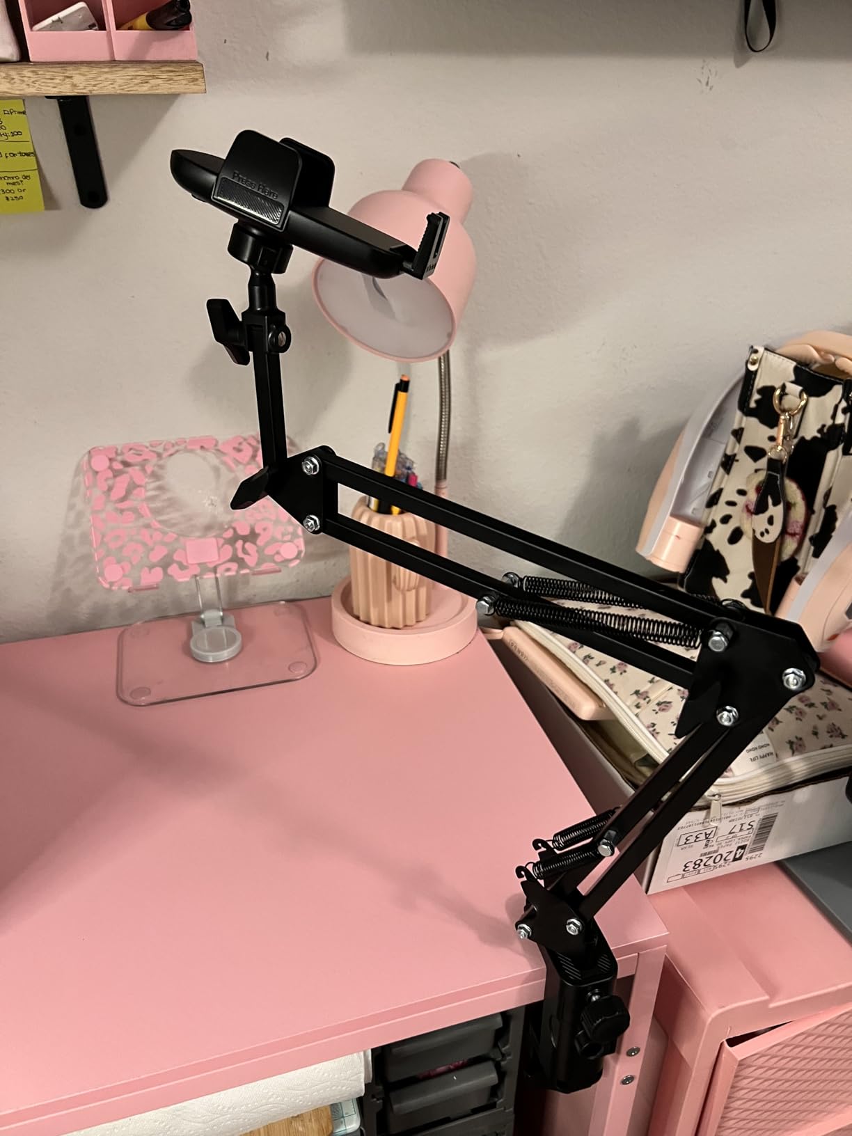 LISEN Gooseneck Phone Holder for Bed Desk [3rd Upgrade] Cell Phone Stand for Desk Bed Gaming Accessories,Gifts for Men Mom Senior Tech Mount for Recording Filming Laying Down Flexible Magic Arm Clamp customer photo 2