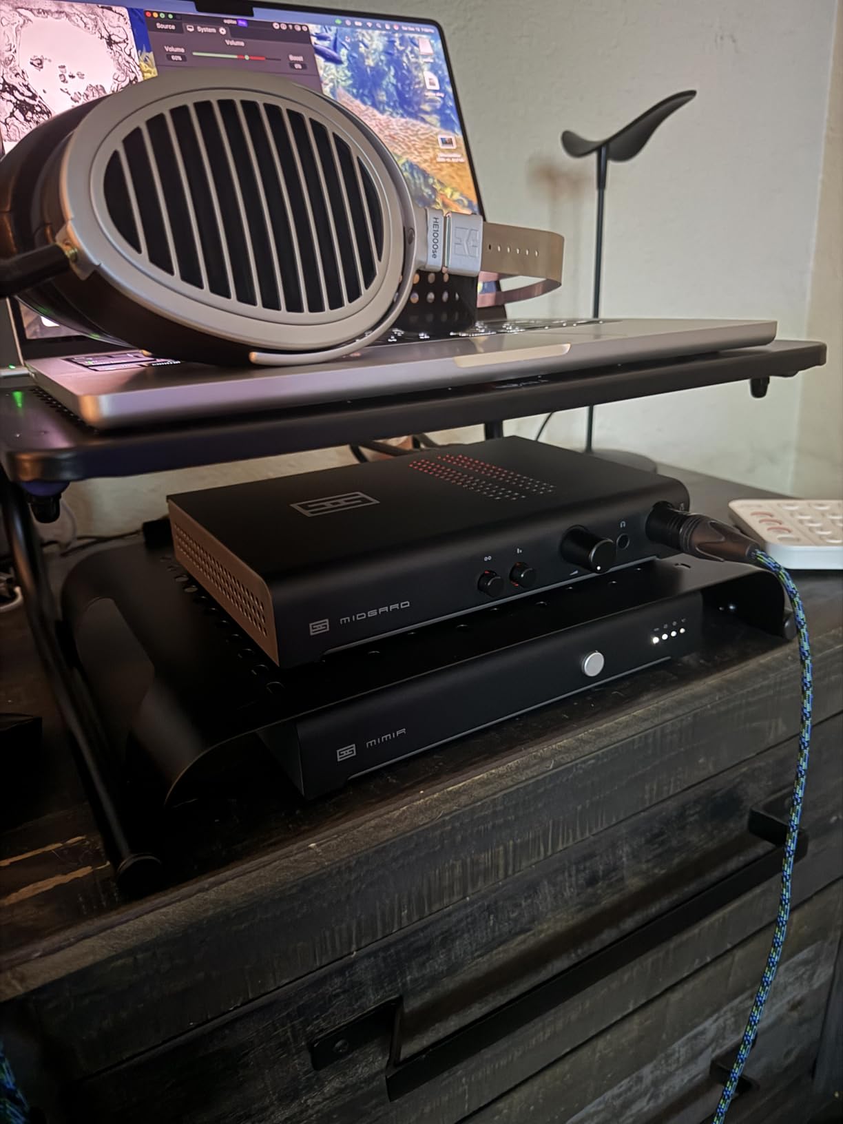 Schiit Midgard Headphone Amp and Preamp with Balanced and Single-Ended Inputs and Outputs customer photo 2