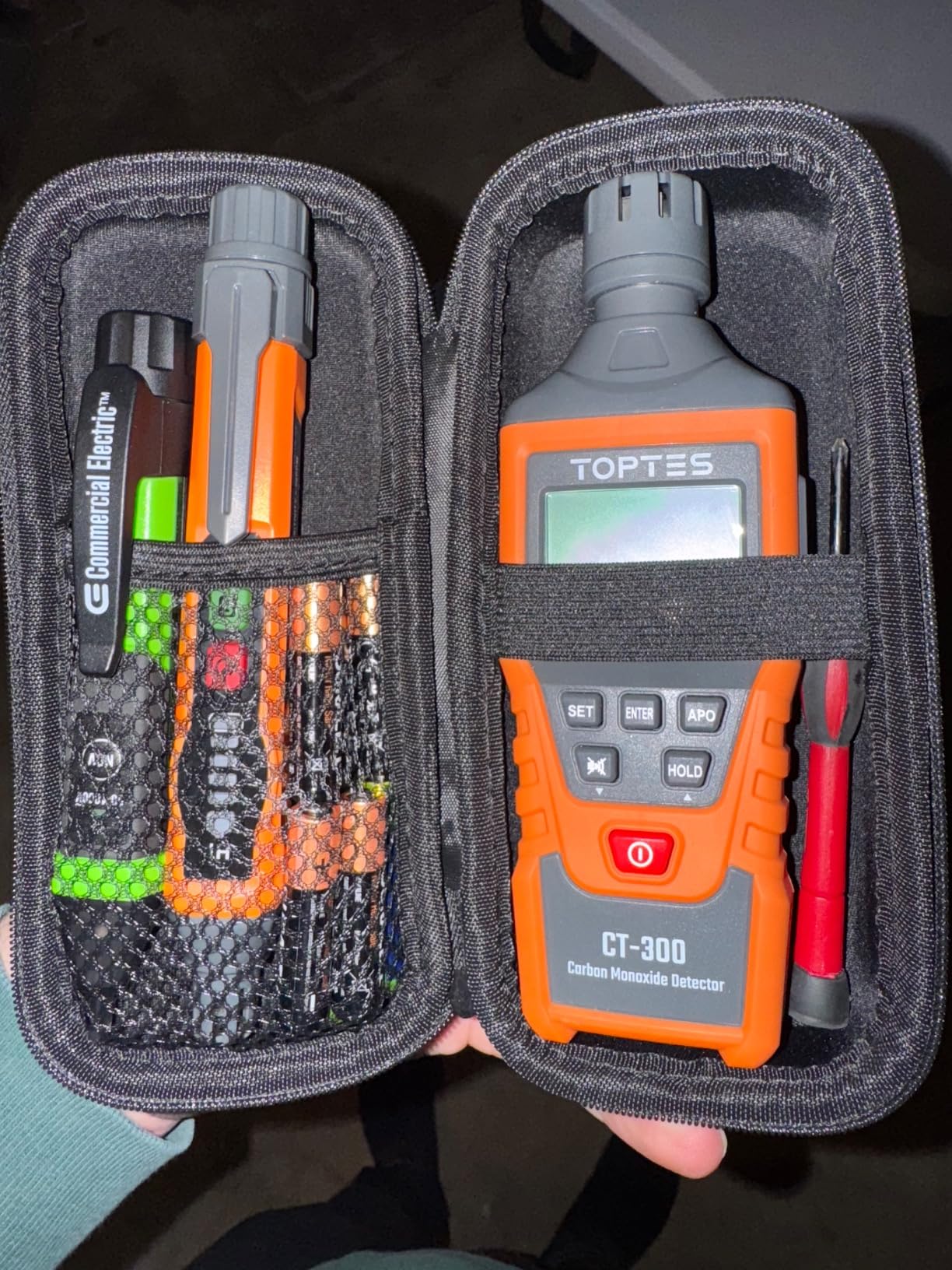 TopTes CT-300 Portable Carbon Monoxide Detector, CO Detector with Audible & Visual Alarm, 0-5000PPM, CO Alarm, Backlit LCD Screen, for Home, Car, Camping & Travel (Includes Battery x3) customer photo 1