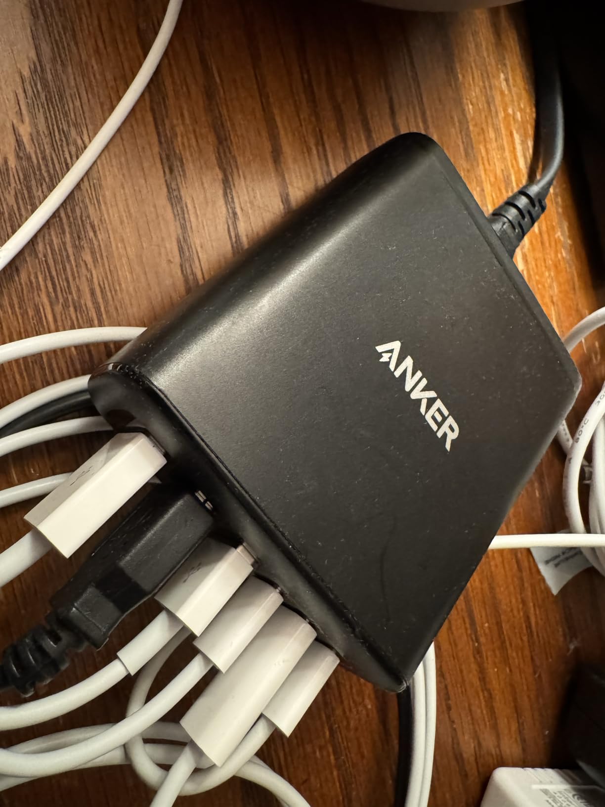 Anker Desktop Charger, Fast Charging USB C Charger with 112W Max 6-Port Desk Accessories for Home Office, Compatible with Multiple Devices, iPhone, iPad, MacBook, Galaxy (Cable Not Included) customer photo 2