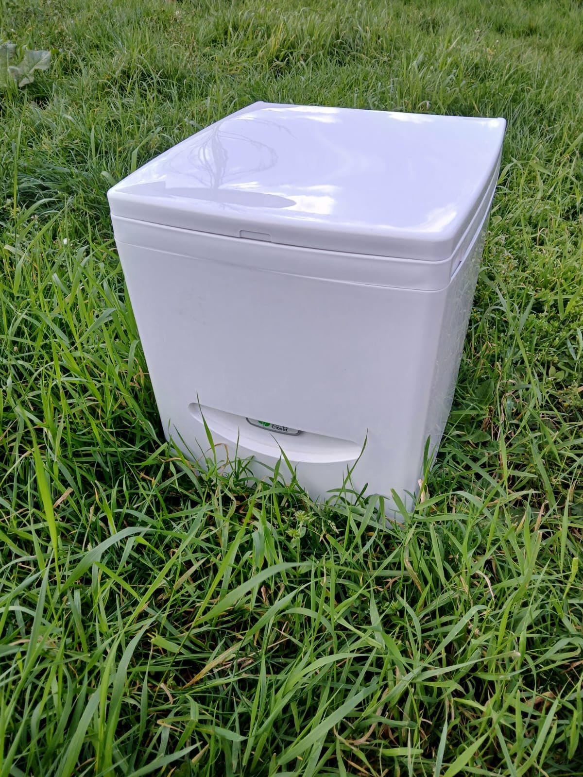 Cuddy Lite Portable Compost Toilet - for Camping, RVs, Campervans, Boats & Tiny Houses - LED Full Indicator, Liquid-Diverting, Separating, Solids Cover, Easy Clean - Portable & Compact customer photo 1
