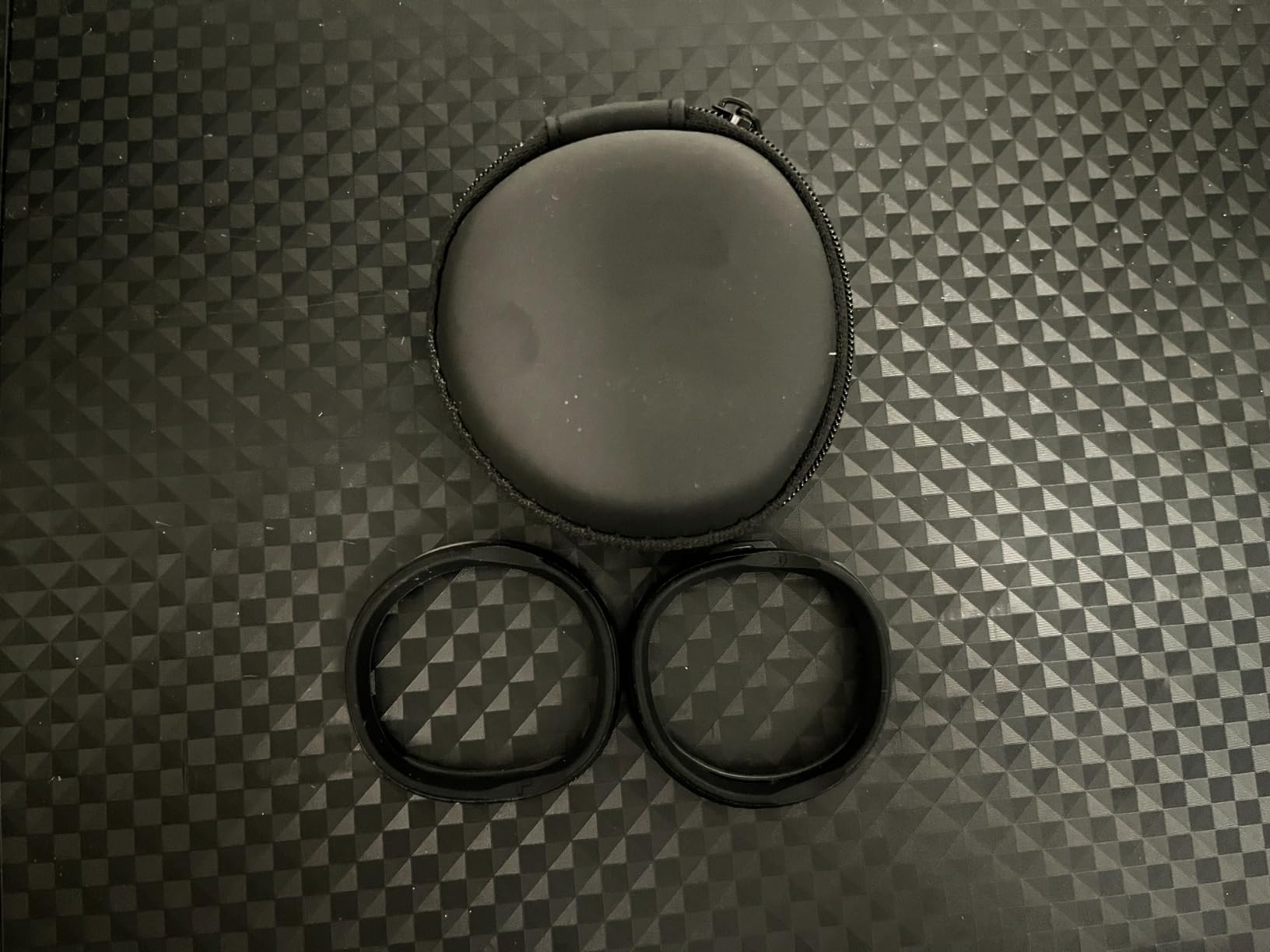 Hibloks Glasses Spacer for Meta/Oculus Quest 3, Prevent Myopia Glasses and VR Lenses from Scratching Each Other. VR Lens Protection Accessories with Magnetic Frame and Silicone Anti-Scratch Ring customer photo 2
