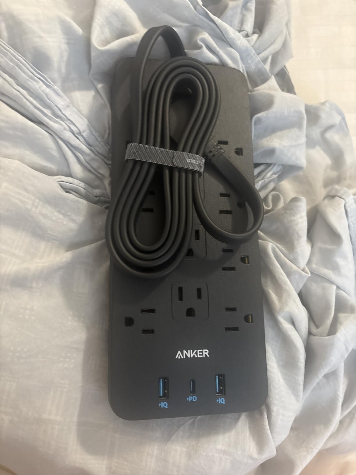 Surge Protector Flat Plug Power Strip (2100J), 12 AC Outlets, 5feet Flat Extension Cord, 1USB C and 2 USB Ports for Multiple Devices, 20W Fast Charging for Home, Office, Dorm Essential, TUV Listed, Anker customer photo 1