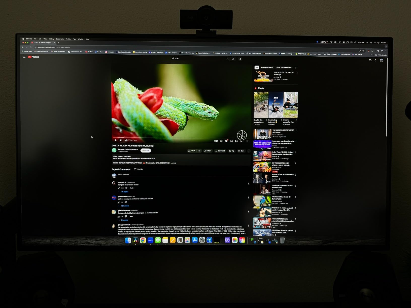 BenQ PD3225U 32 Inch 4K IPS Black UHD Thunderbolt Monitor for MacBook, AQCOLOR, 98% P3, 100% sRGB & Rec.709, Delta E <= 2, Uniformity, Factory Calibration, USB-C 85W, USB Hub, Daisy Chain, KVM Switch customer photo 2