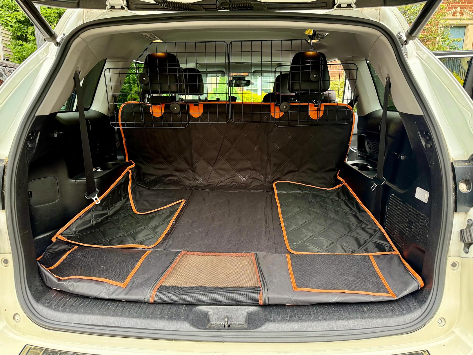 Dog Car Barrier for SUVs, Van, Vehicles, Adjustable Large Pet Barriers, Universal Fit Heavy-Duty Wire Mesh Dog Guard, Foldable Safety Car Divider Gate for Truck Cargo Area customer photo 1