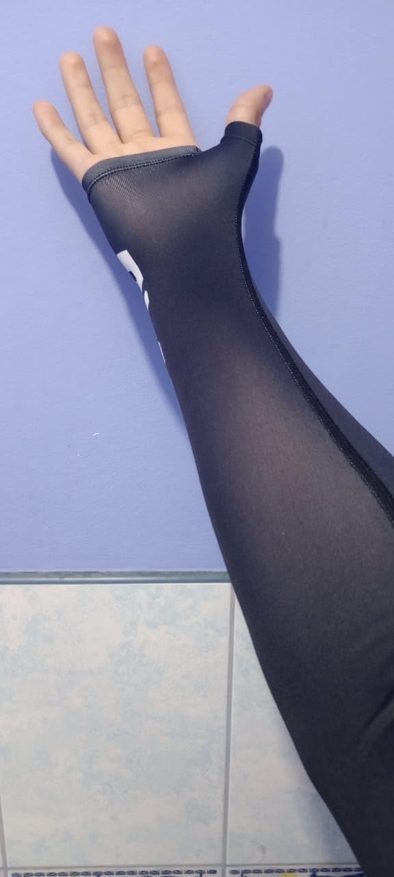 Wallhack Gaming Arm Sleeve | Gaming Setup Accessories Protective Sleeves for Arms | Column Type customer photo 2