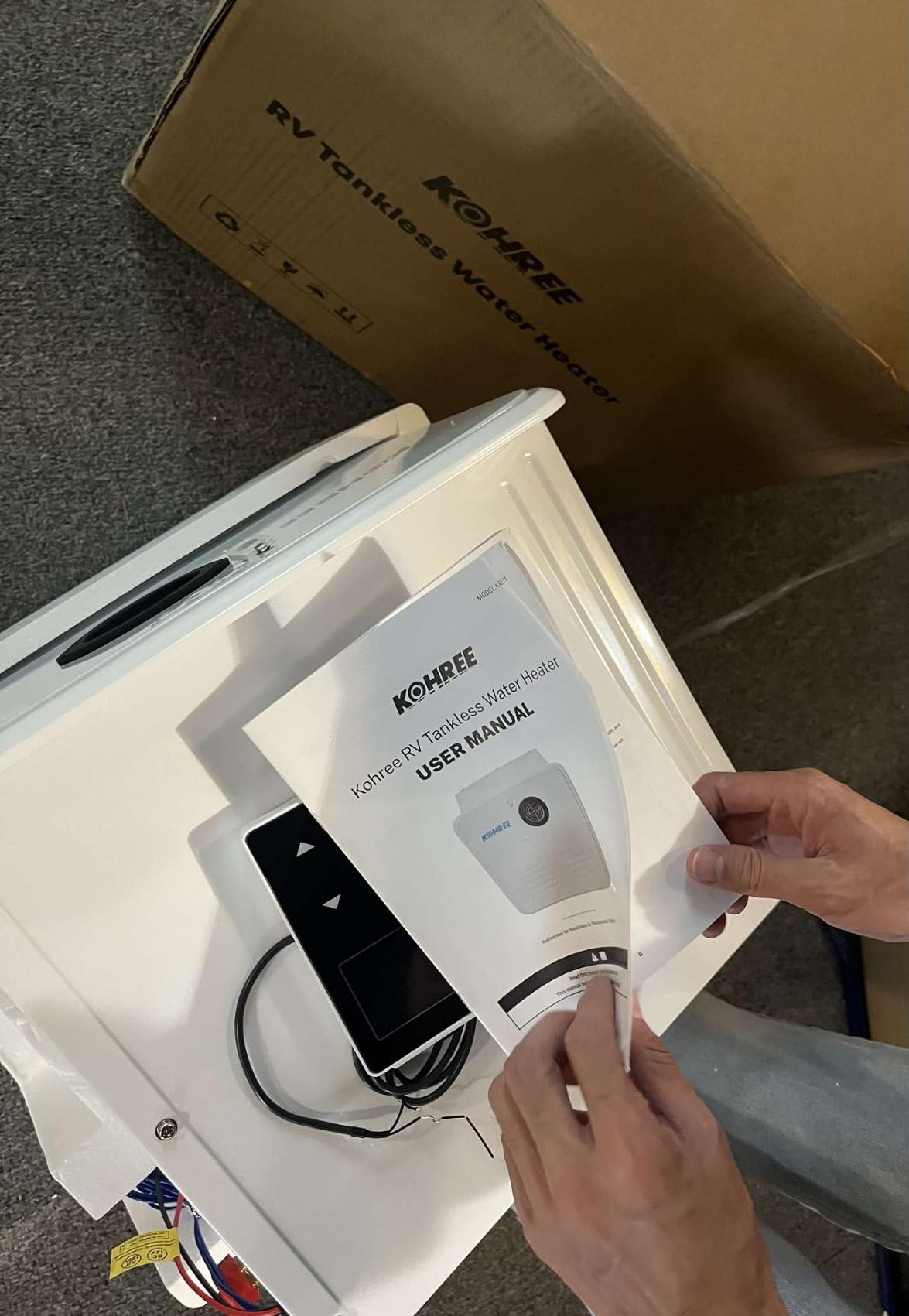 Kohree RV Tankless Water Heater, Upgraded 60,000 BTU RV Water Heater with 15 x 15 inches White Door and Remote Controller, 12V DC customer photo 2