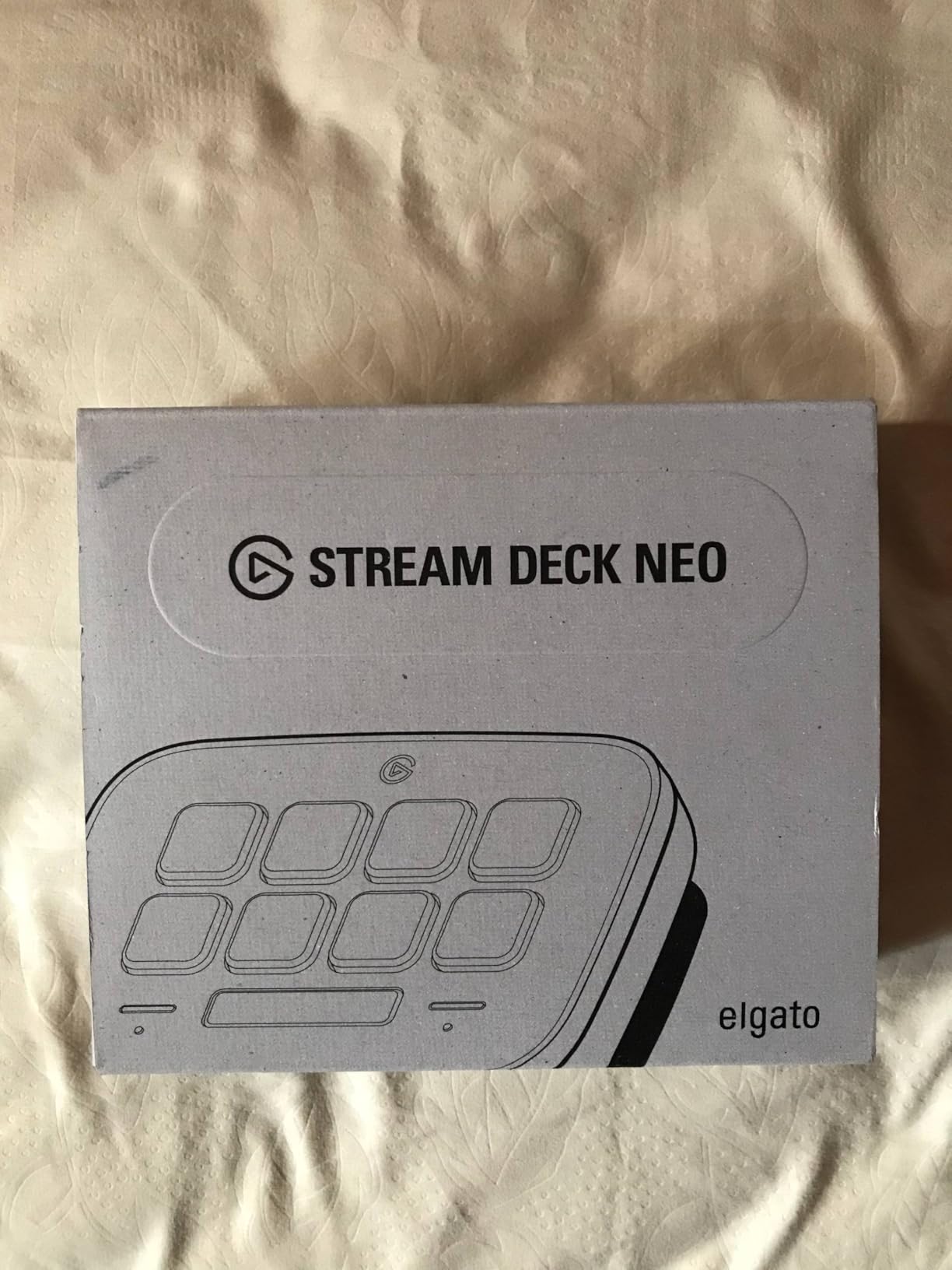 Stream Deck Neo - 8 Customizable Keys, 2 Touch Points, Speed Through Tasks & Workflows - Control Word, Excel, PowerPoint, Teams, Zoom, Spotify and More, Drag-n-Drop Setup - Works with Mac & PC customer photo 2
